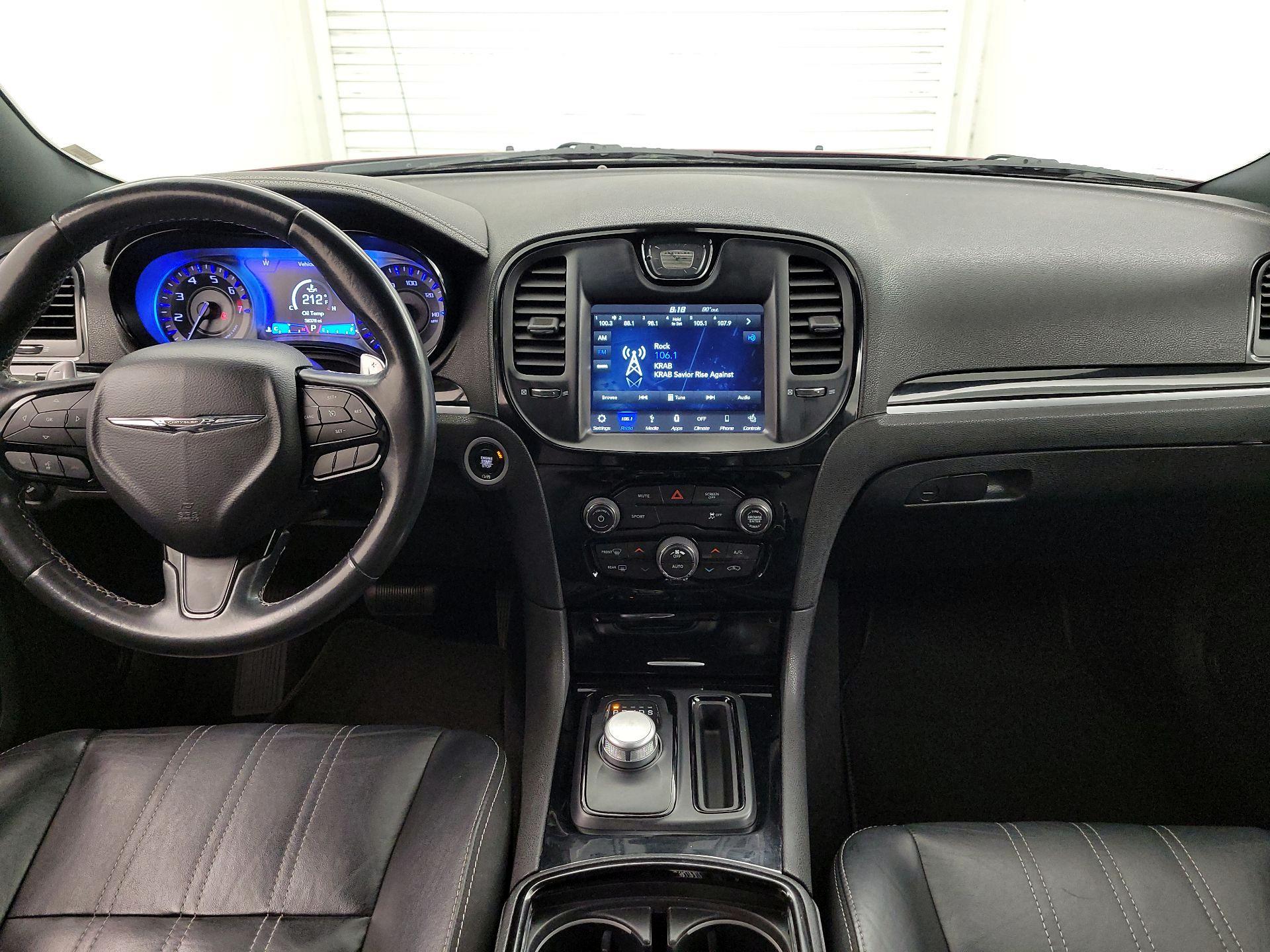 Thumbnail: 2019 Chrysler 300 - 9