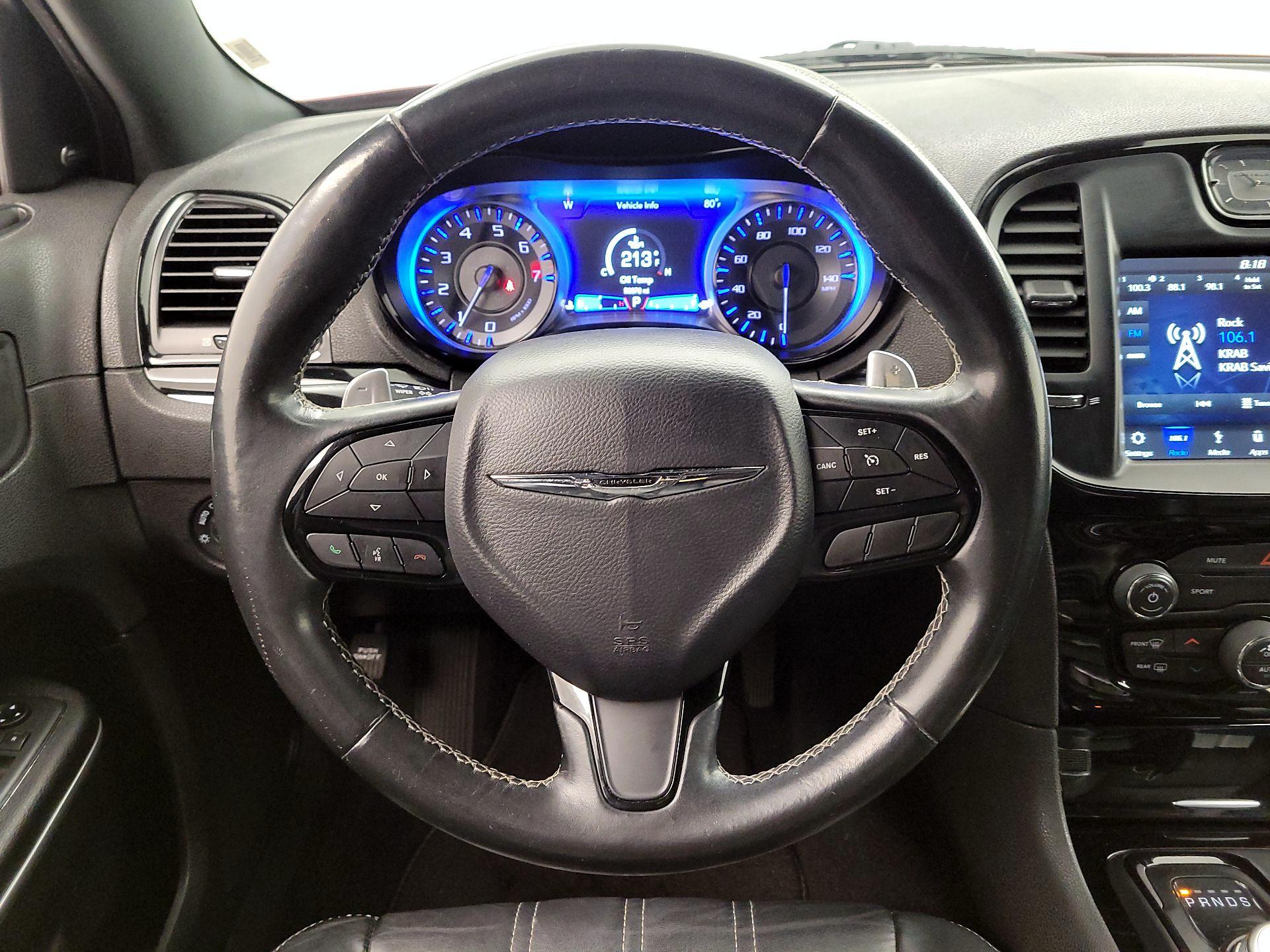 Thumbnail: 2019 Chrysler 300 - 10