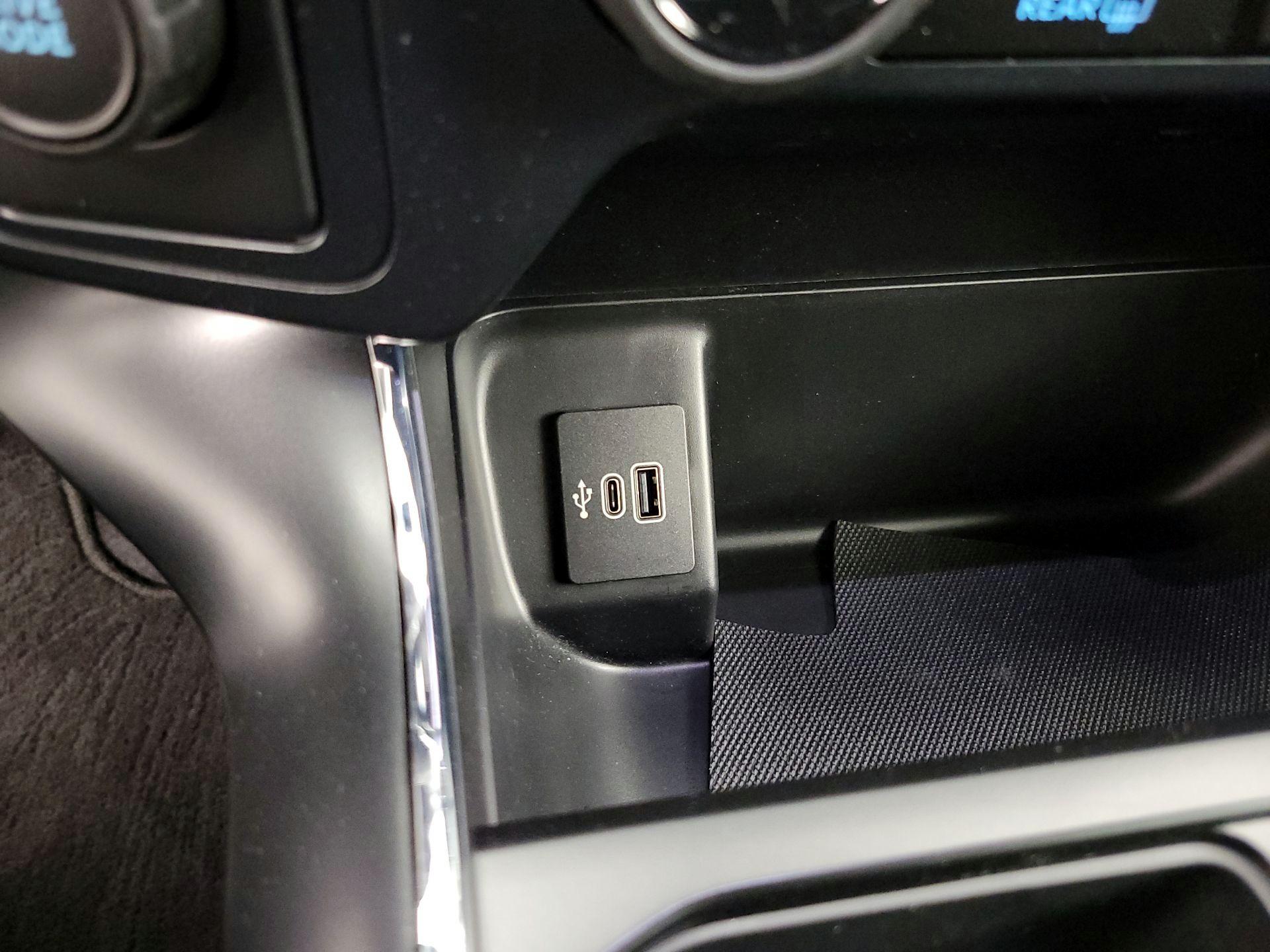 Thumbnail: 2025 Ford F-150 - 18