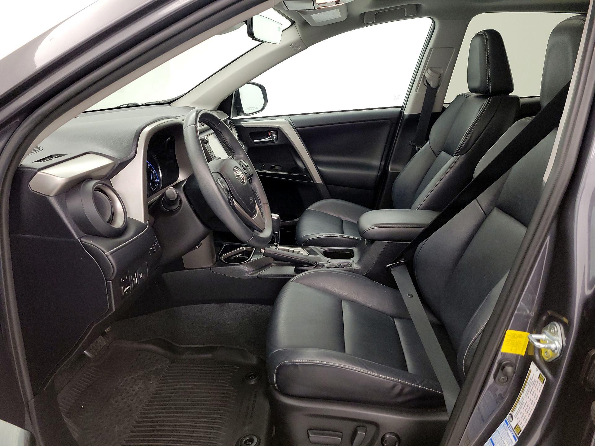 Thumbnail: 2017 Toyota RAV4 - 11