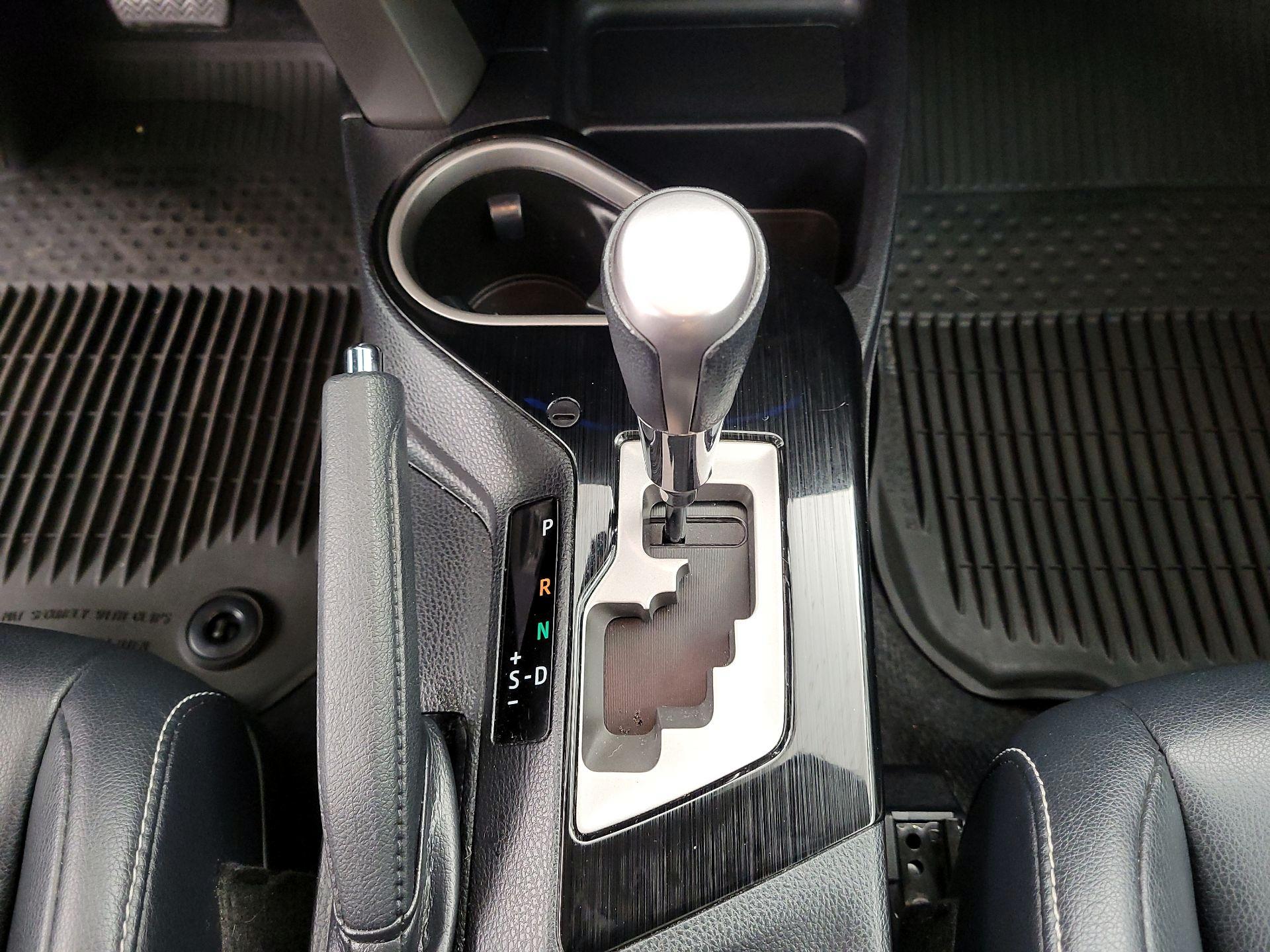 Thumbnail: 2017 Toyota RAV4 - 17