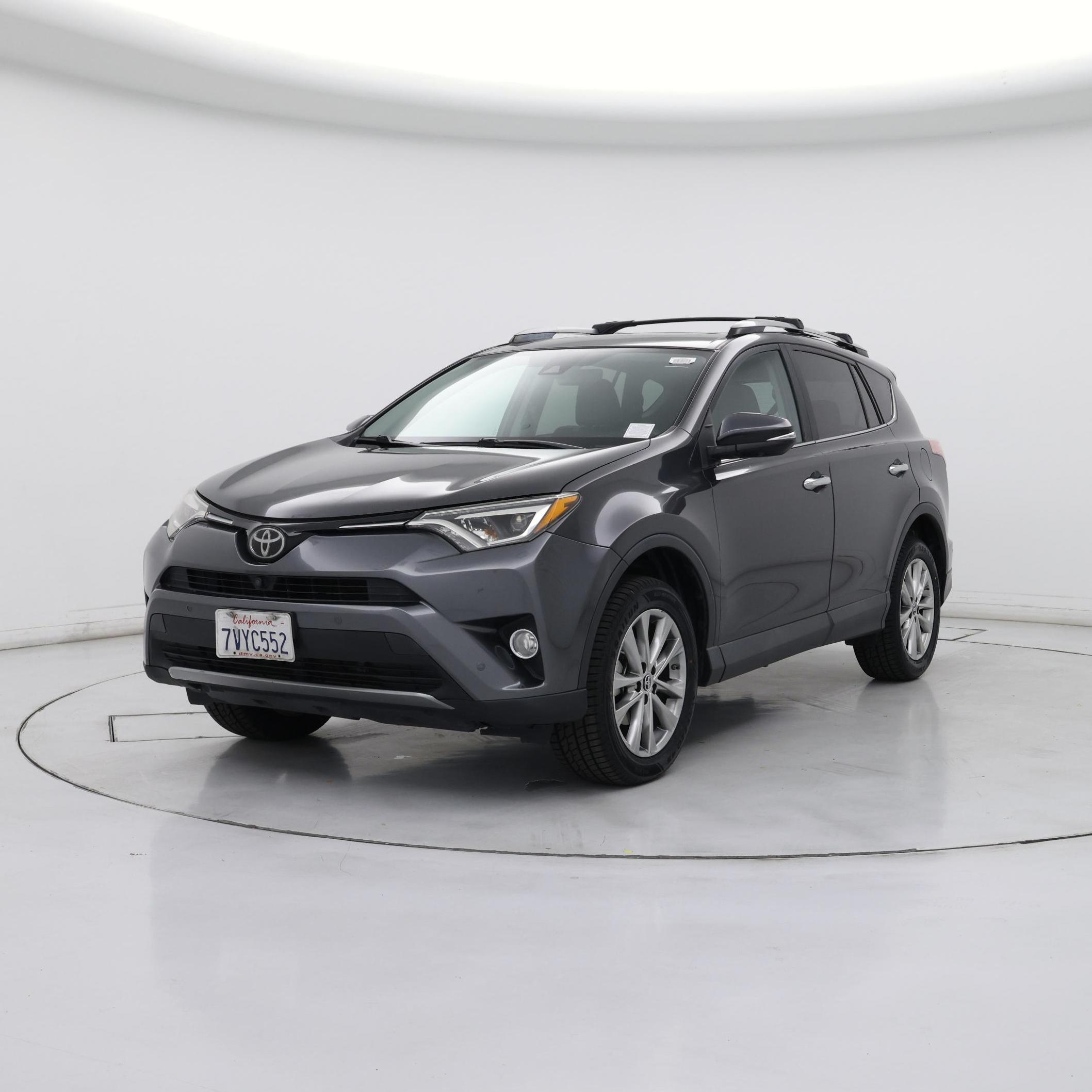 Thumbnail: 2017 Toyota RAV4 - 4