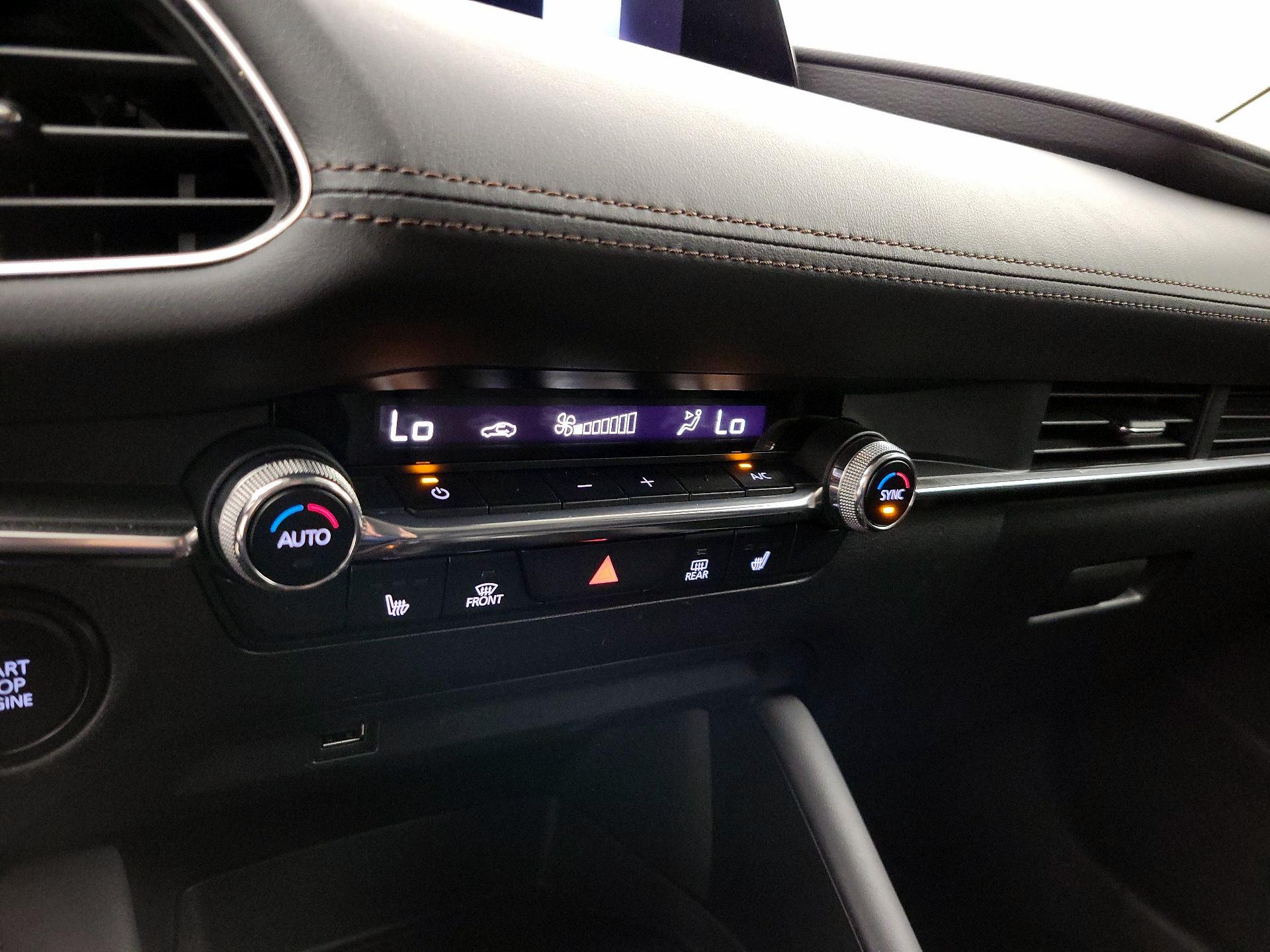 Thumbnail: 2021 Mazda Mazda3 - 16