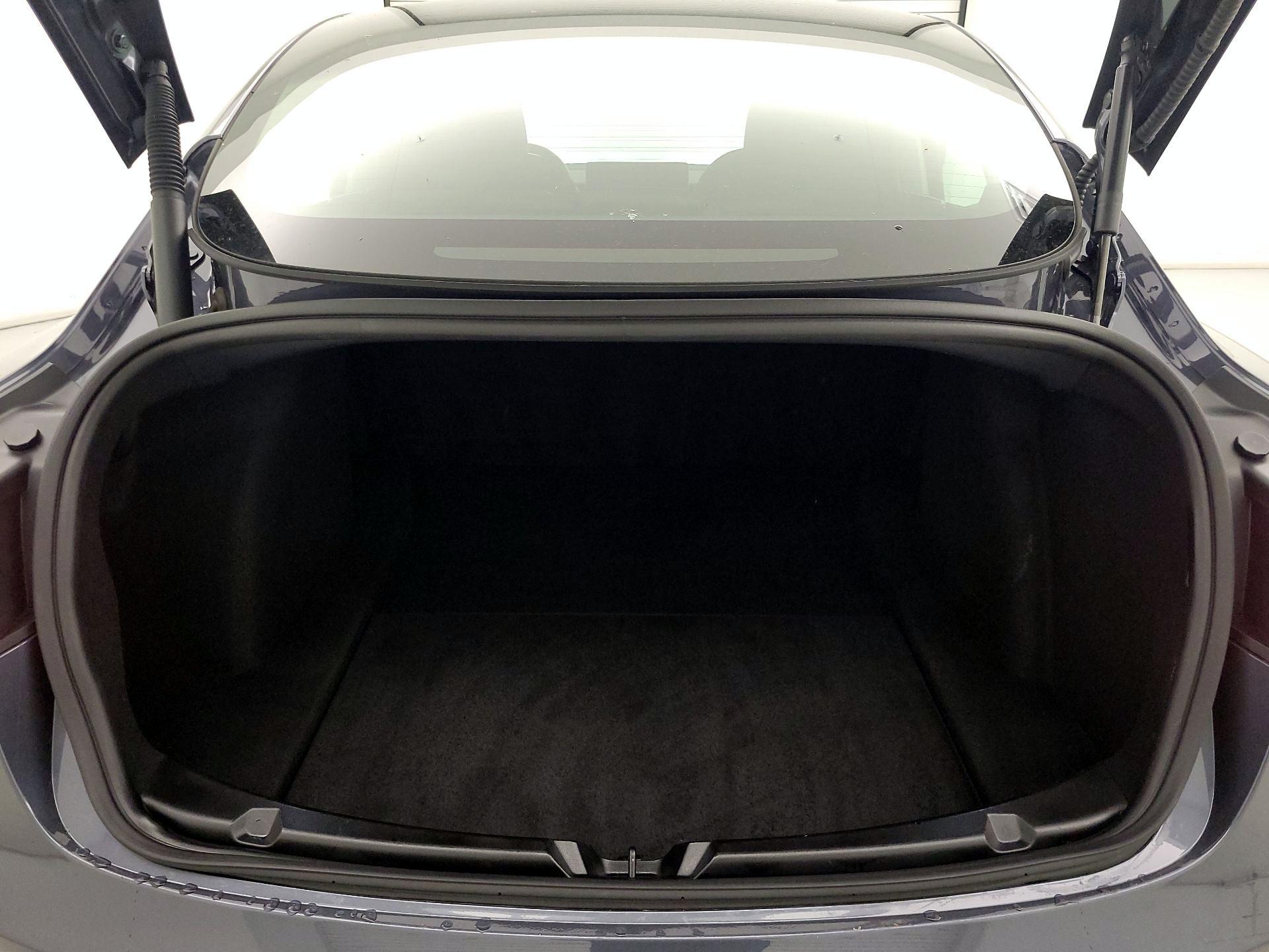 Thumbnail: 2023 Tesla Model 3 - 19