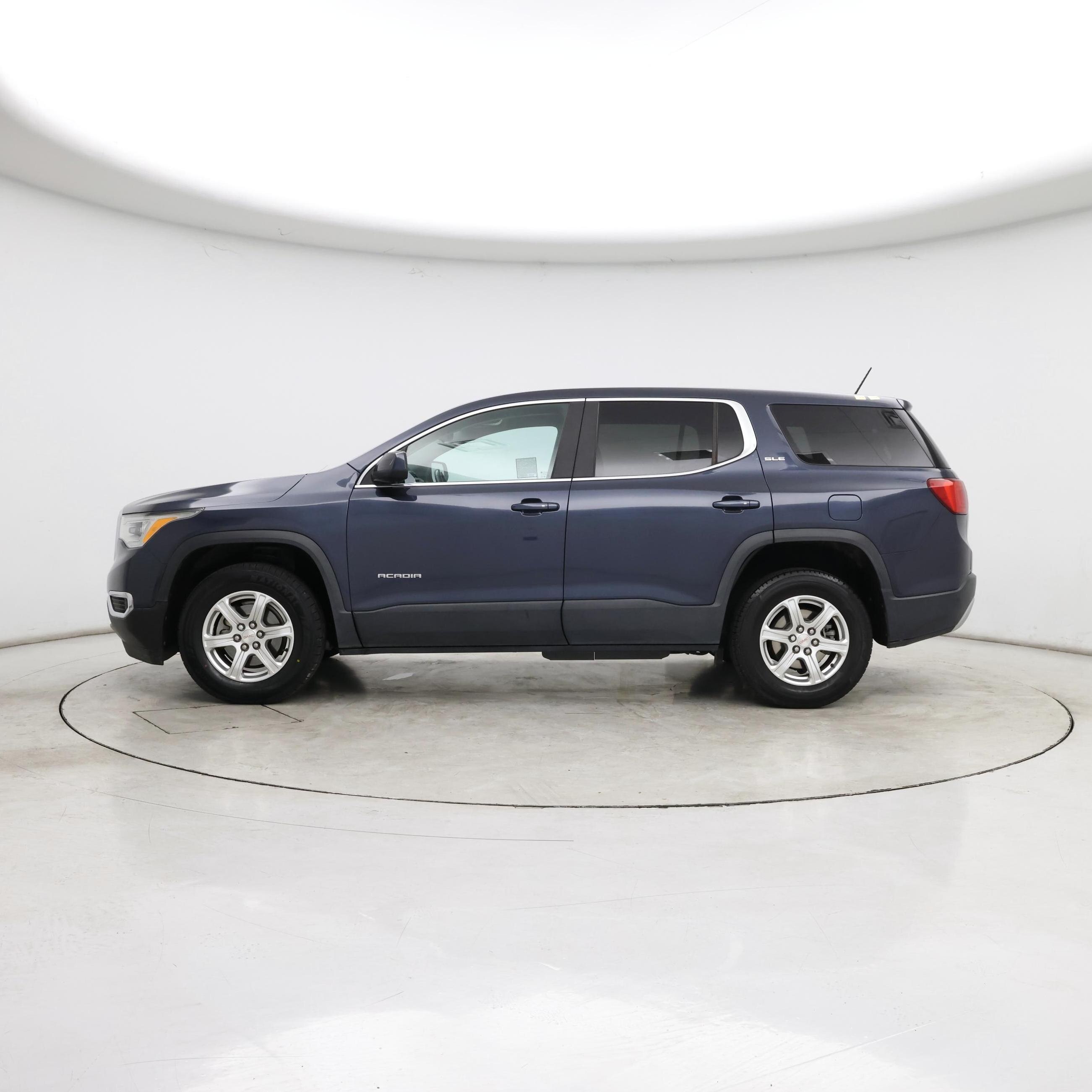 Thumbnail: 2019 GMC Acadia - 3