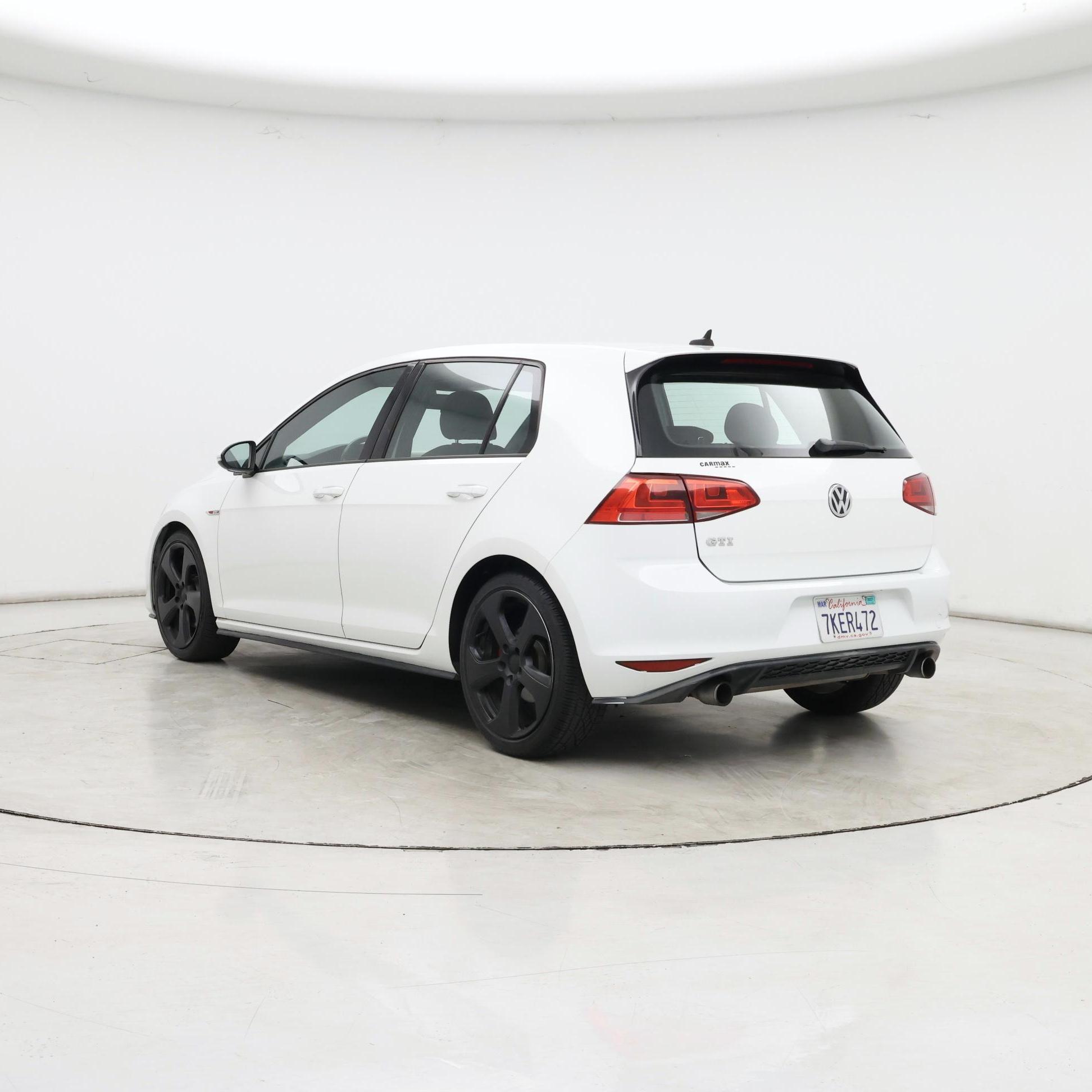 Thumbnail: 2015 Volkswagen Golf - 2
