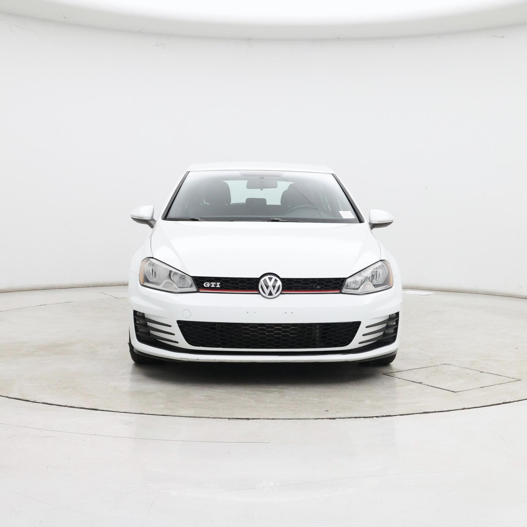 Thumbnail: 2015 Volkswagen Golf - 5