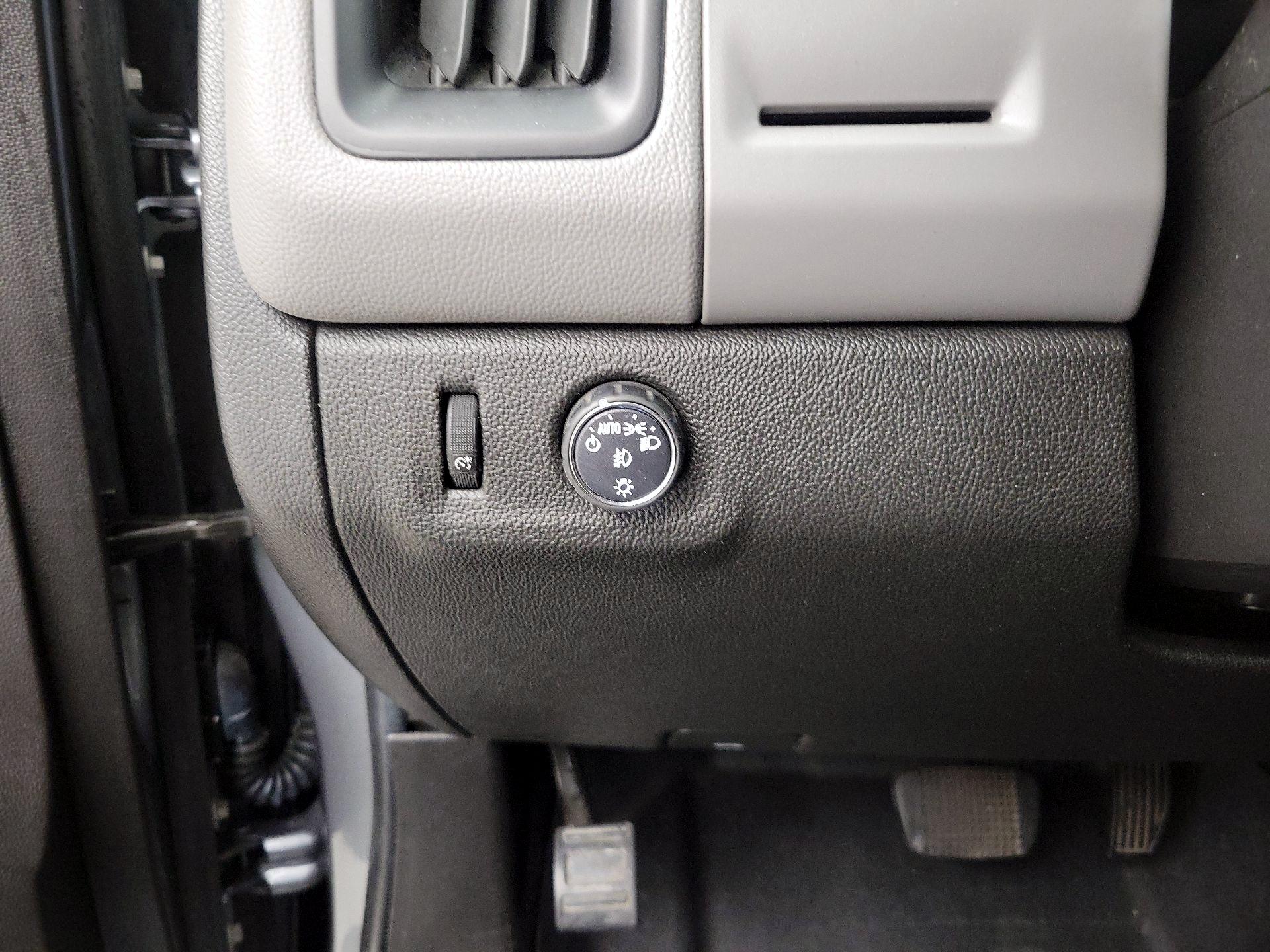 Thumbnail: 2018 Chevrolet Colorado - 13