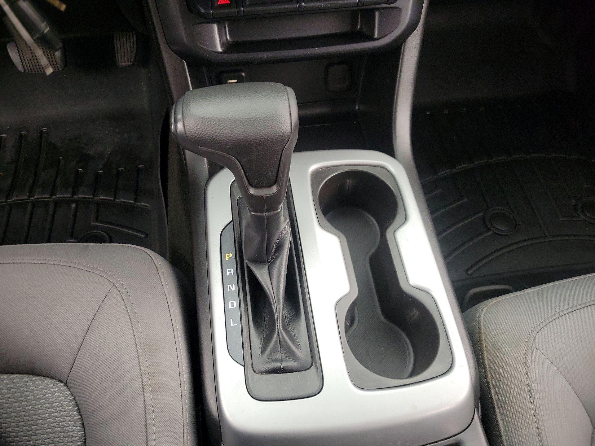 Thumbnail: 2018 Chevrolet Colorado - 17