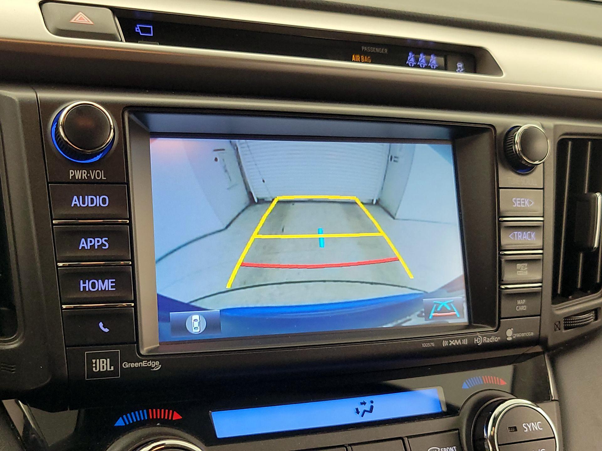 Thumbnail: 2017 Toyota RAV4 - 15