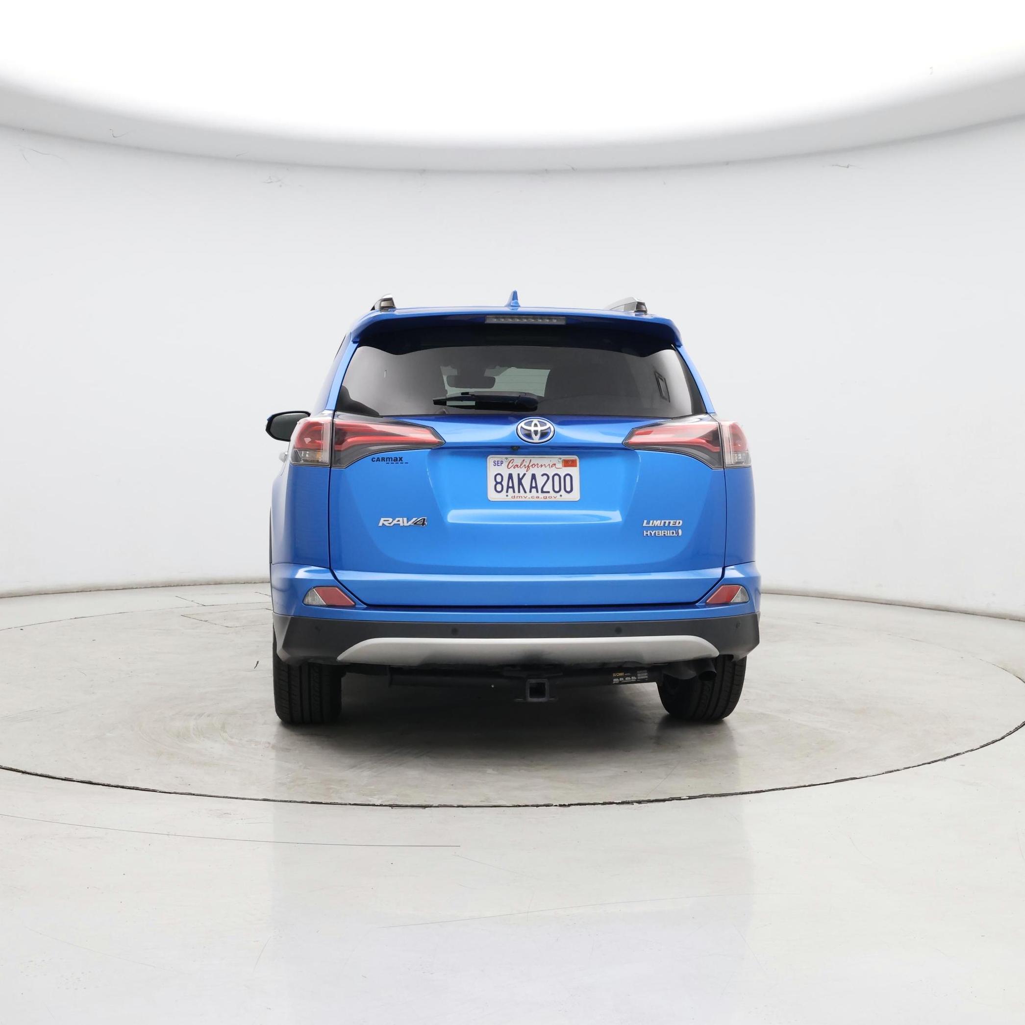 Thumbnail: 2017 Toyota RAV4 - 6