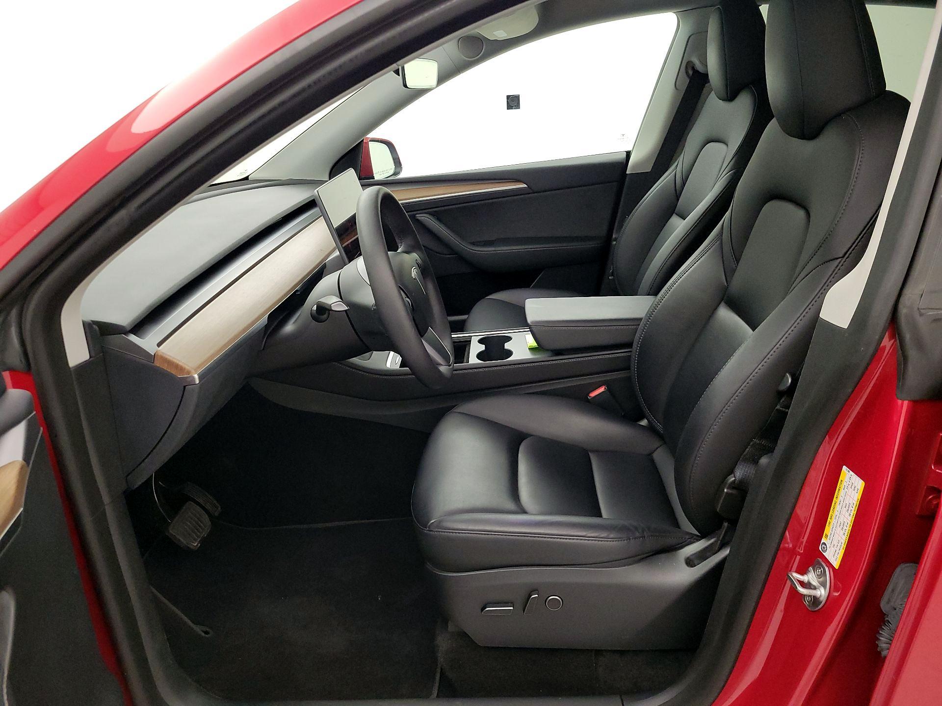 Thumbnail: 2023 Tesla Model Y - 11