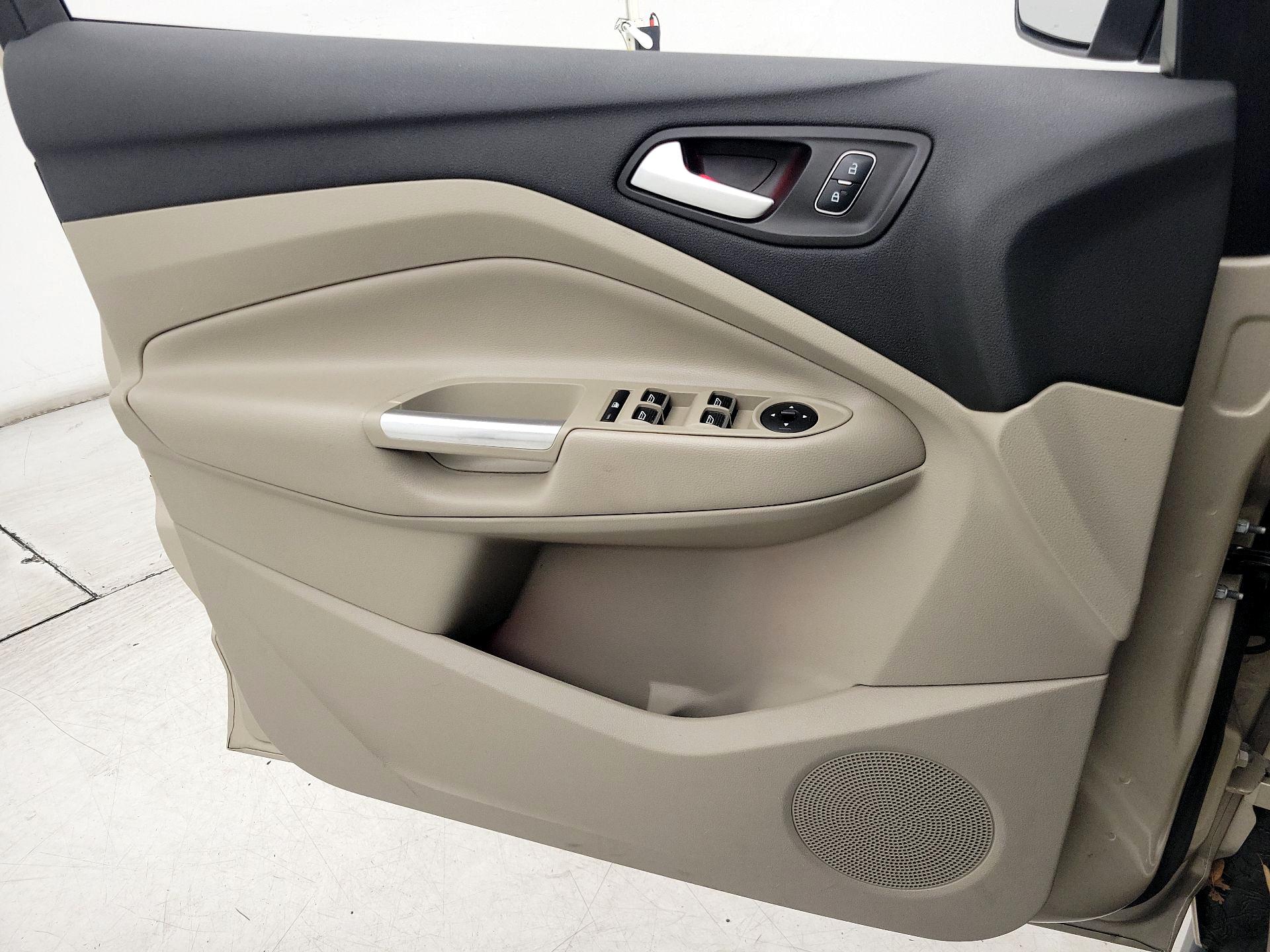 Thumbnail: 2017 Ford C-Max - 12