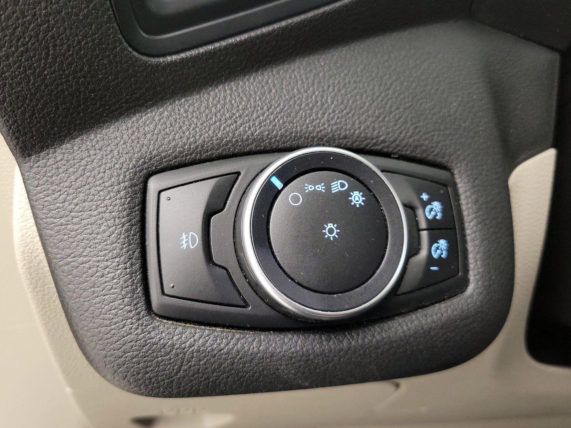 Thumbnail: 2017 Ford C-Max - 13