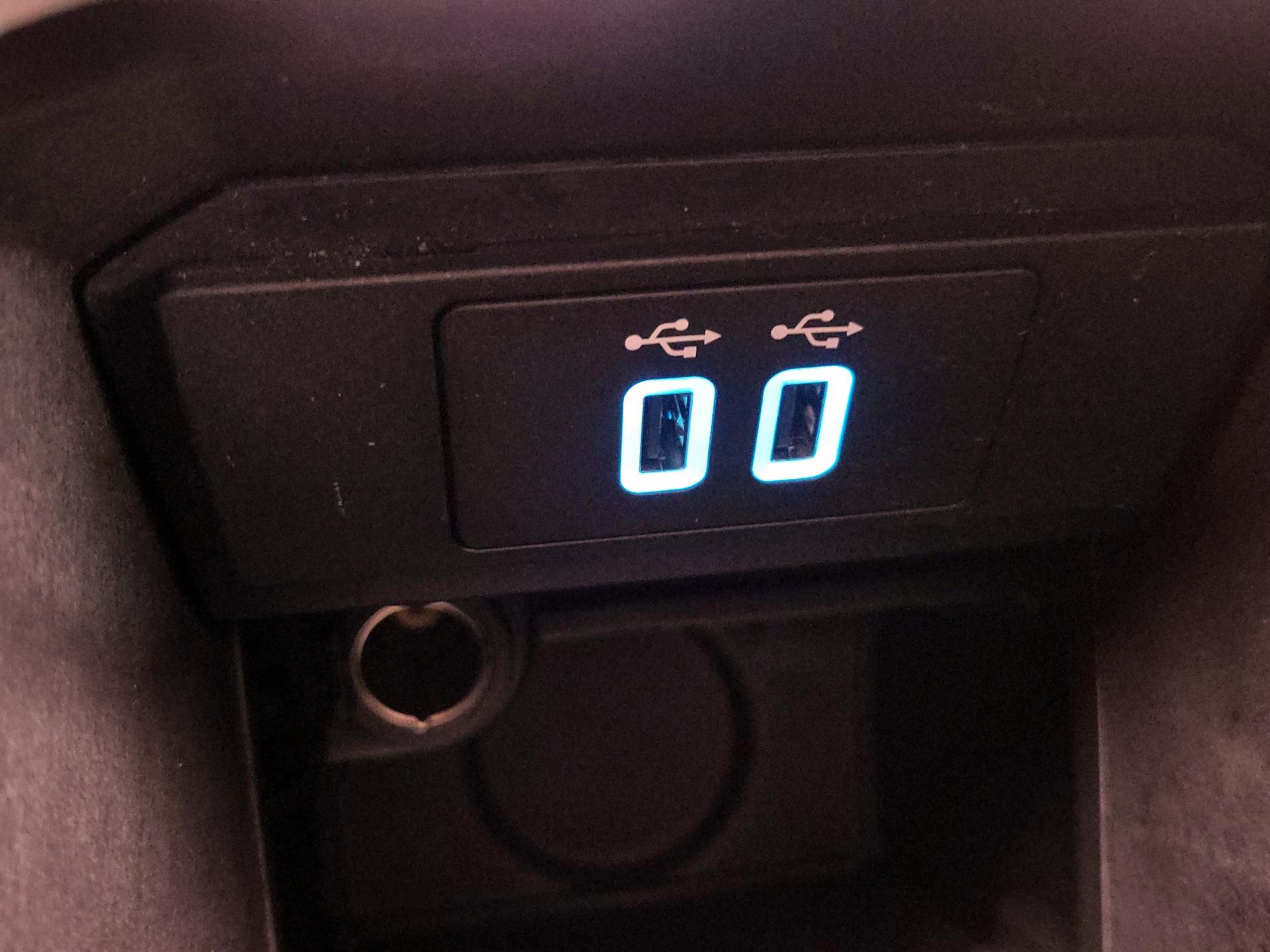 Thumbnail: 2017 Ford C-Max - 19