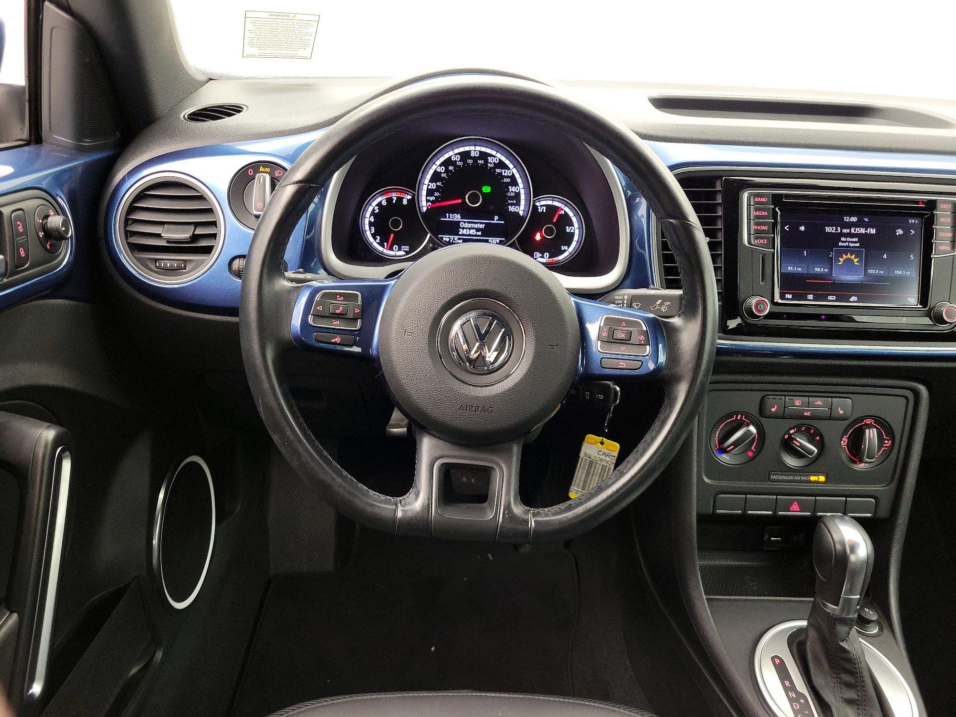 Thumbnail: 2016 Volkswagen Beetle - 10
