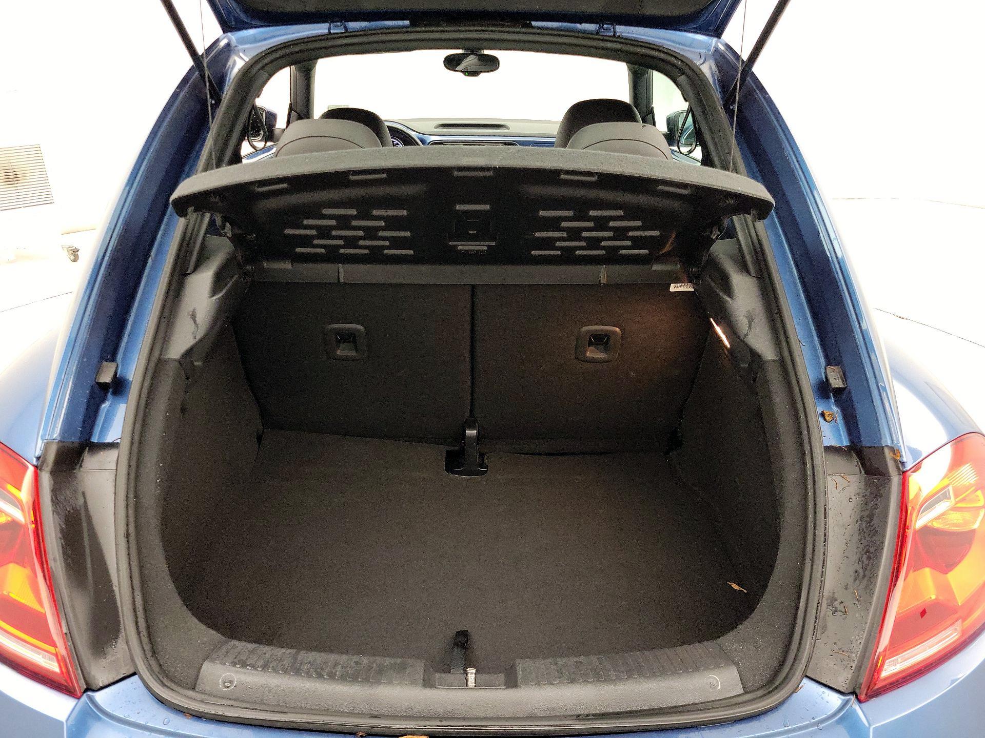 Thumbnail: 2016 Volkswagen Beetle - 19