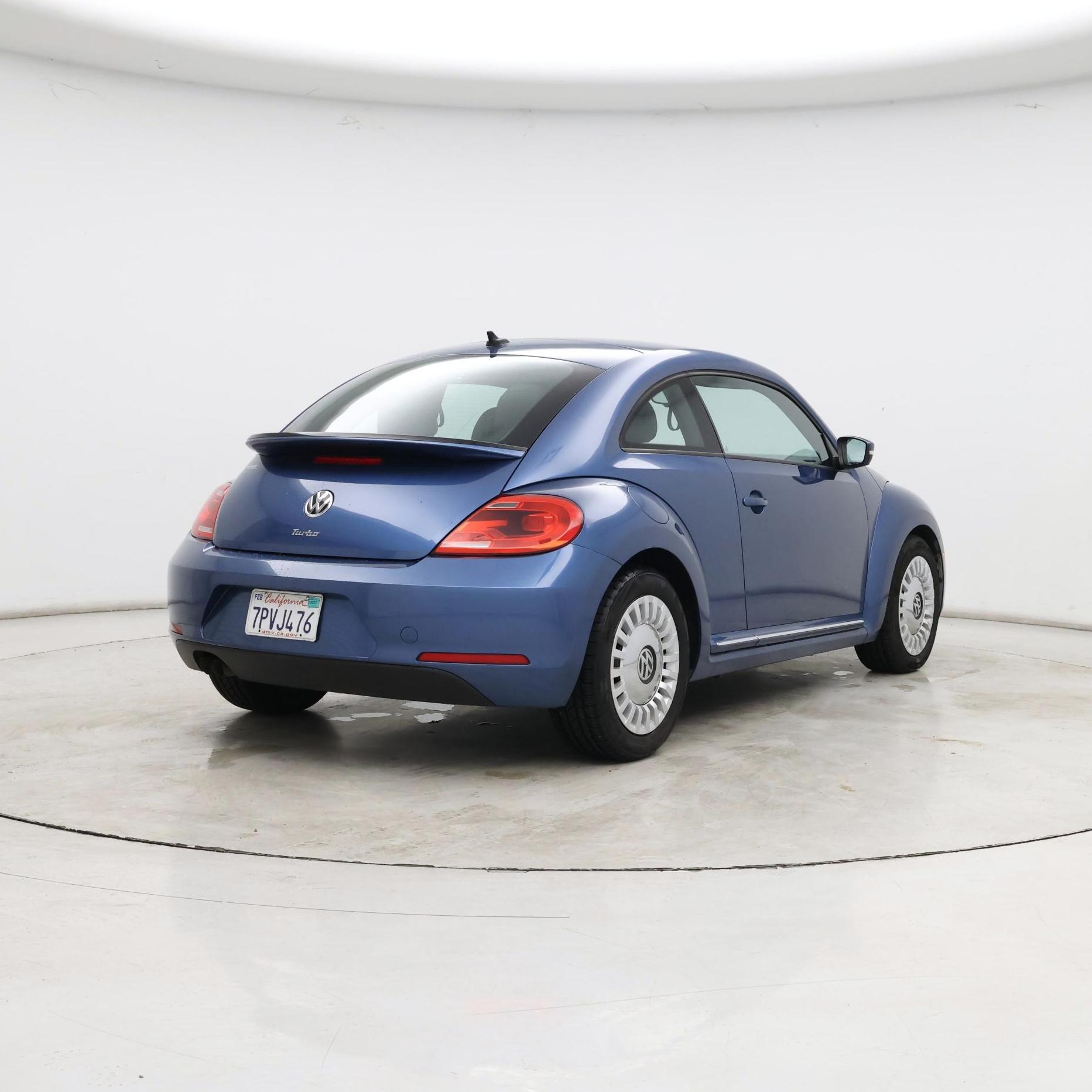 Thumbnail: 2016 Volkswagen Beetle - 8