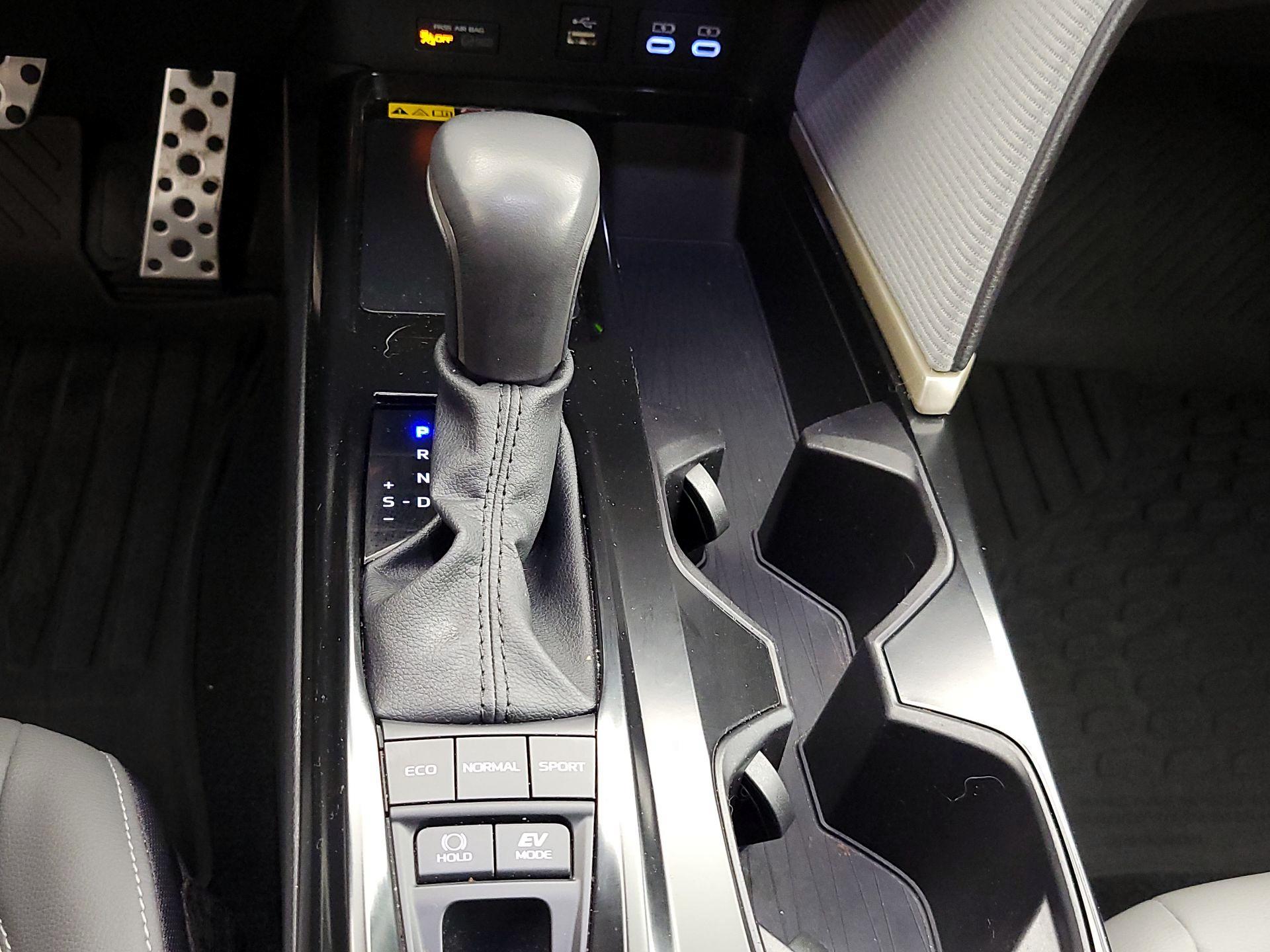 Thumbnail: 2025 Toyota Camry - 17