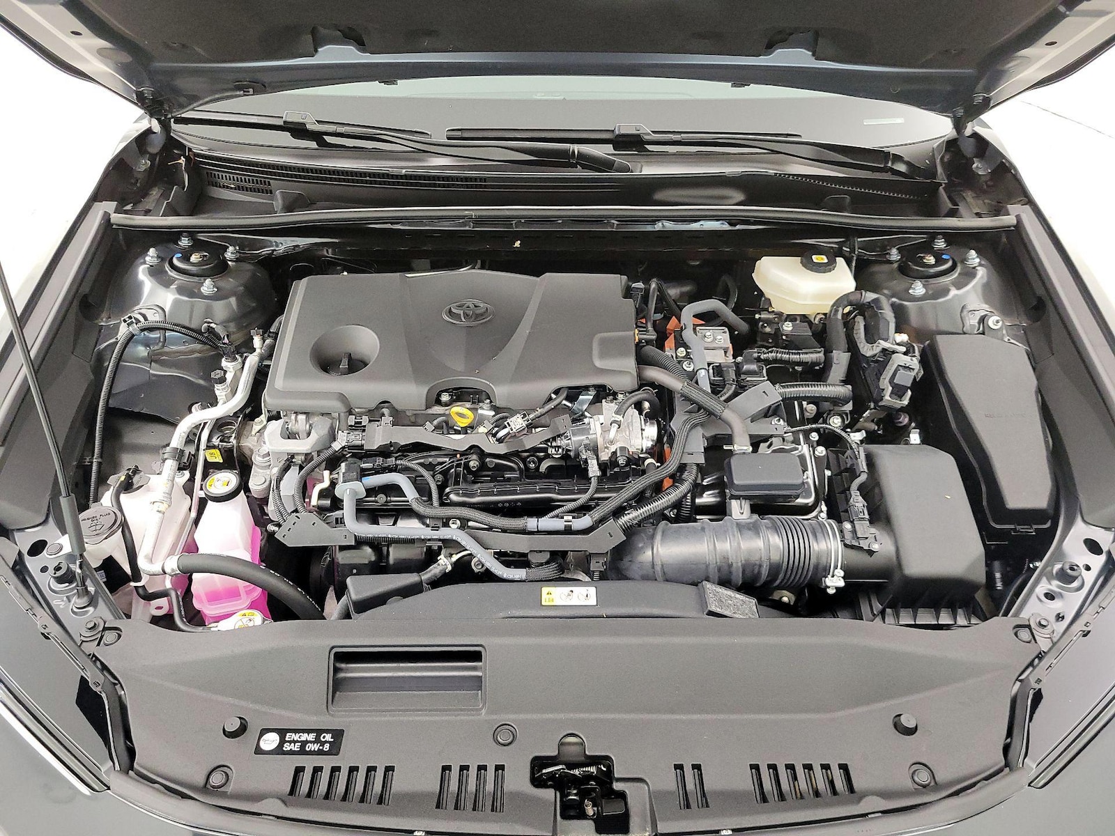 2025 Toyota Camry SE - Photo 22