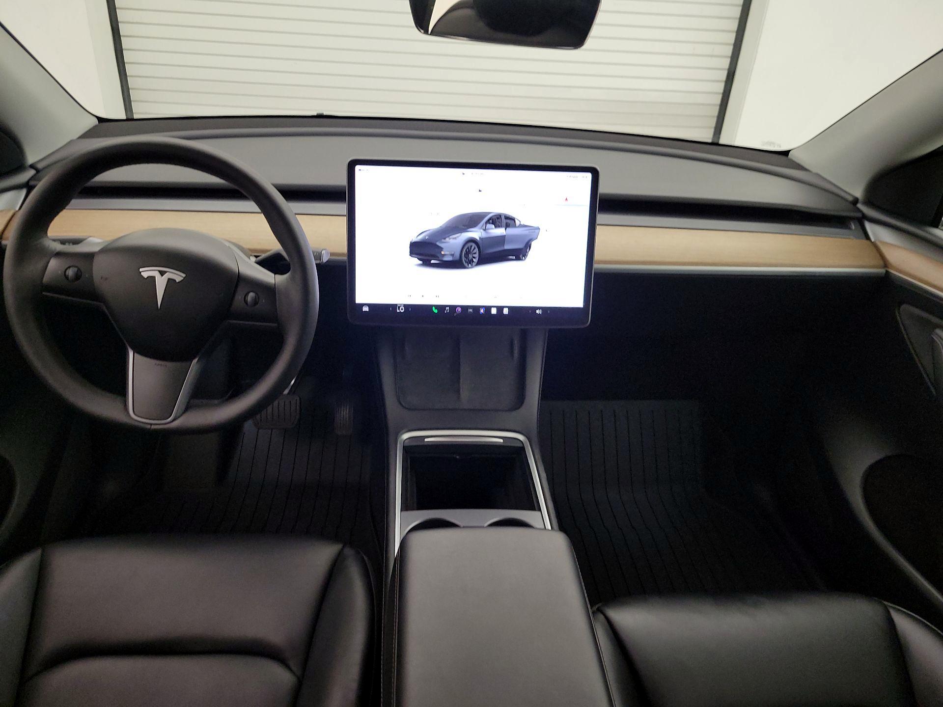 Thumbnail: 2023 Tesla Model Y - 9