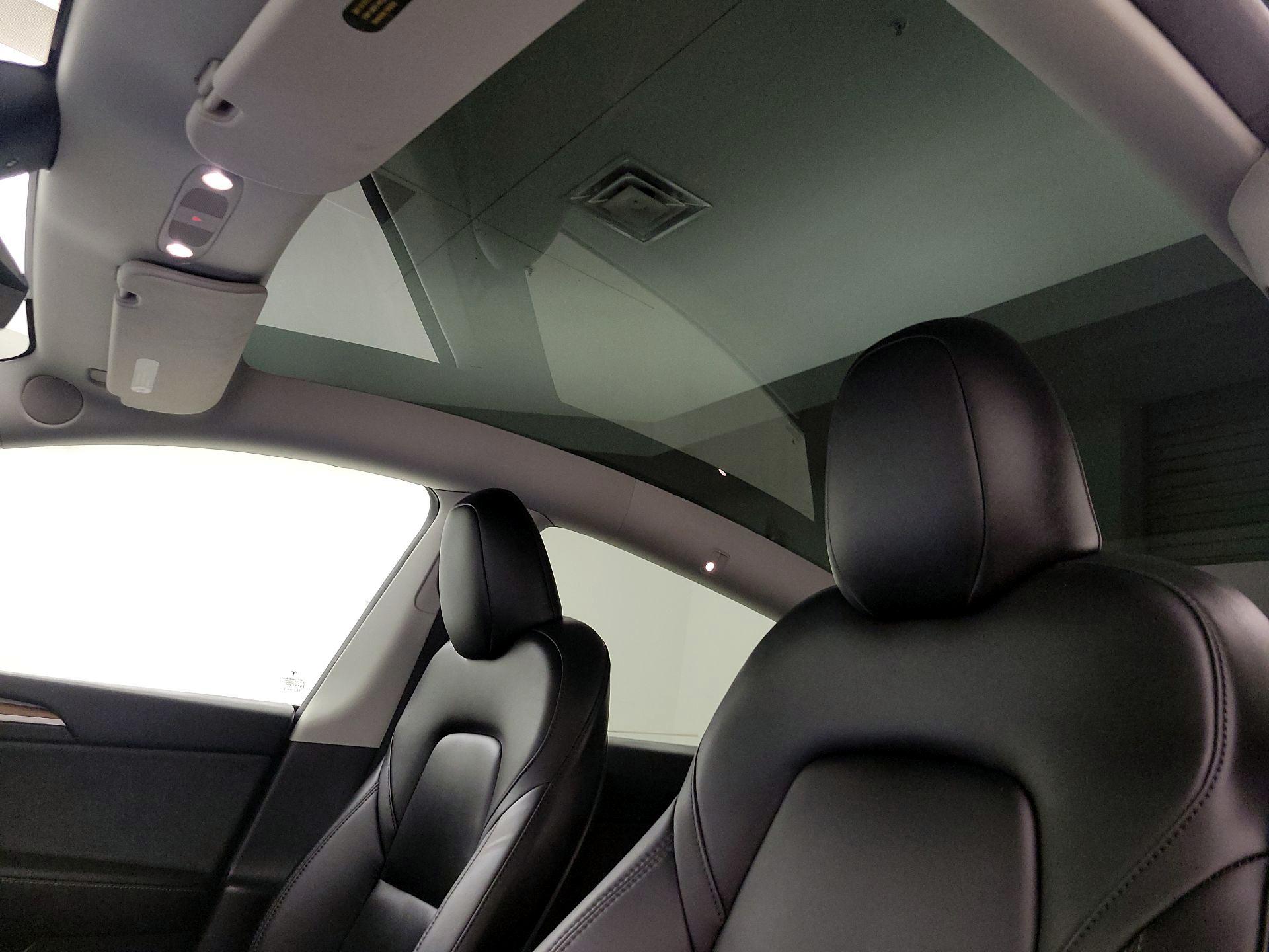 Thumbnail: 2023 Tesla Model Y - 19