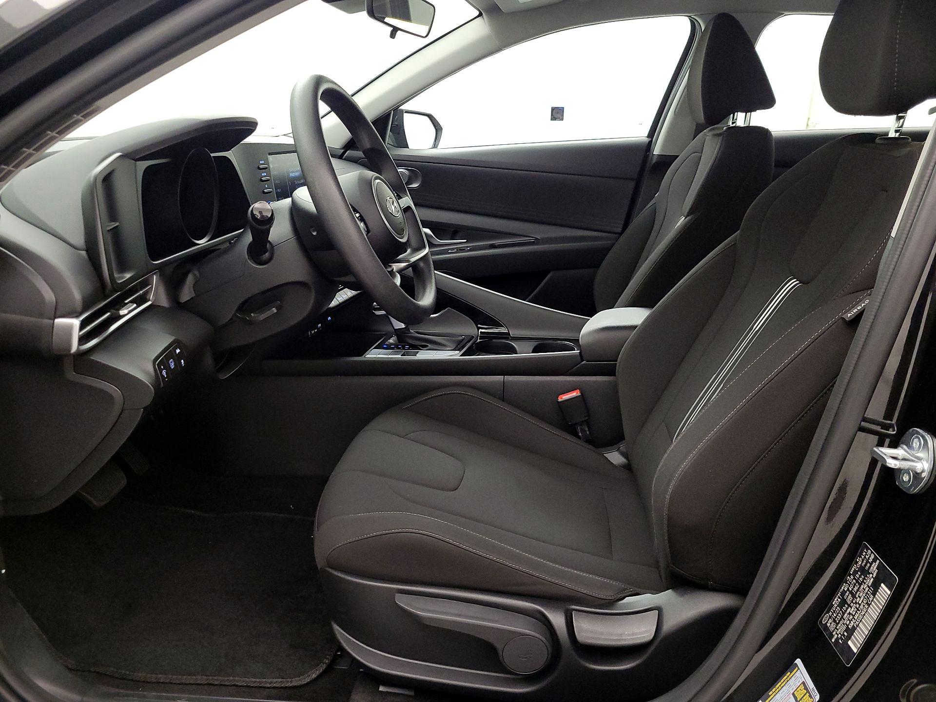Thumbnail: 2023 Hyundai Elantra - 11