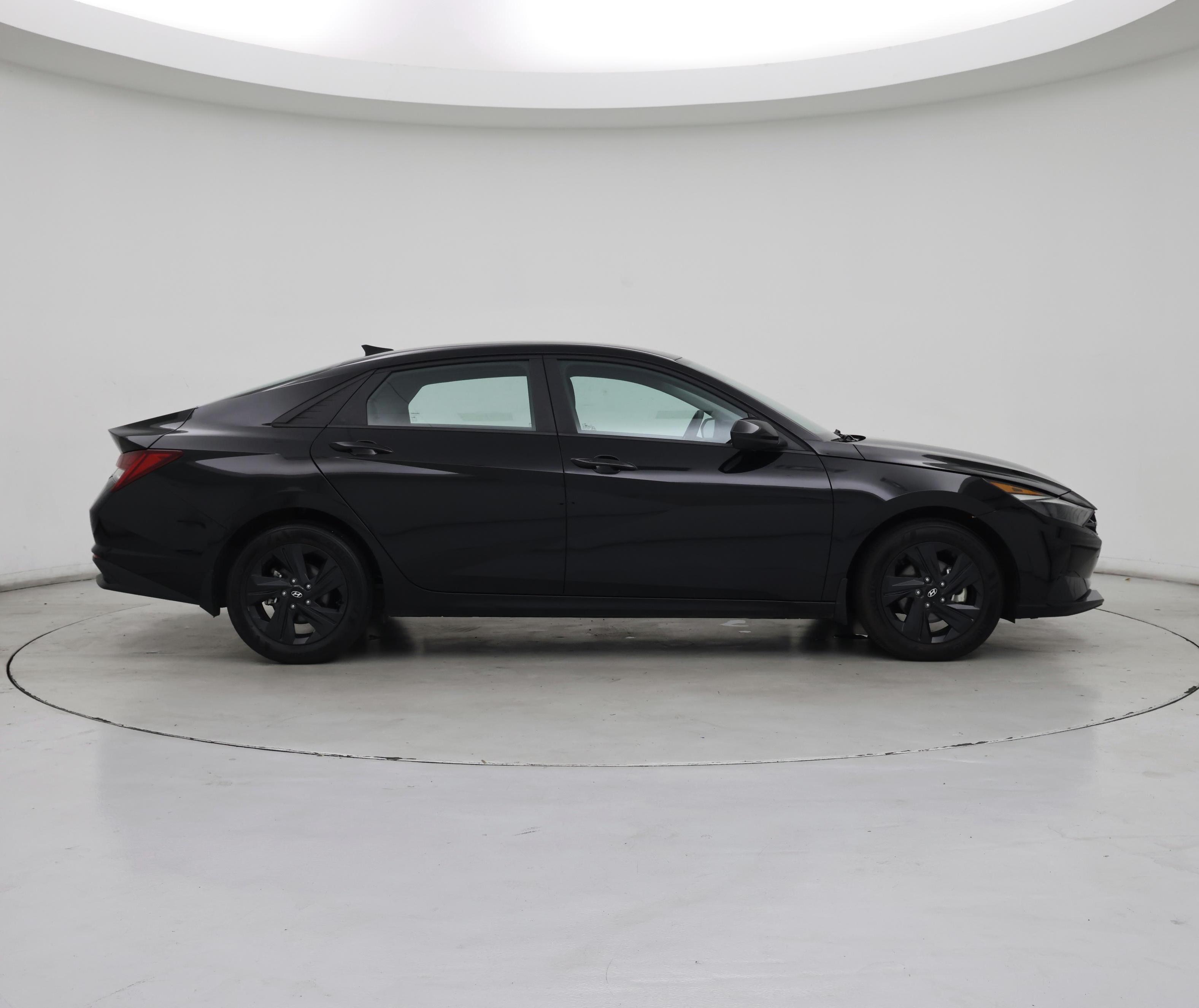 Thumbnail: 2023 Hyundai Elantra - 7