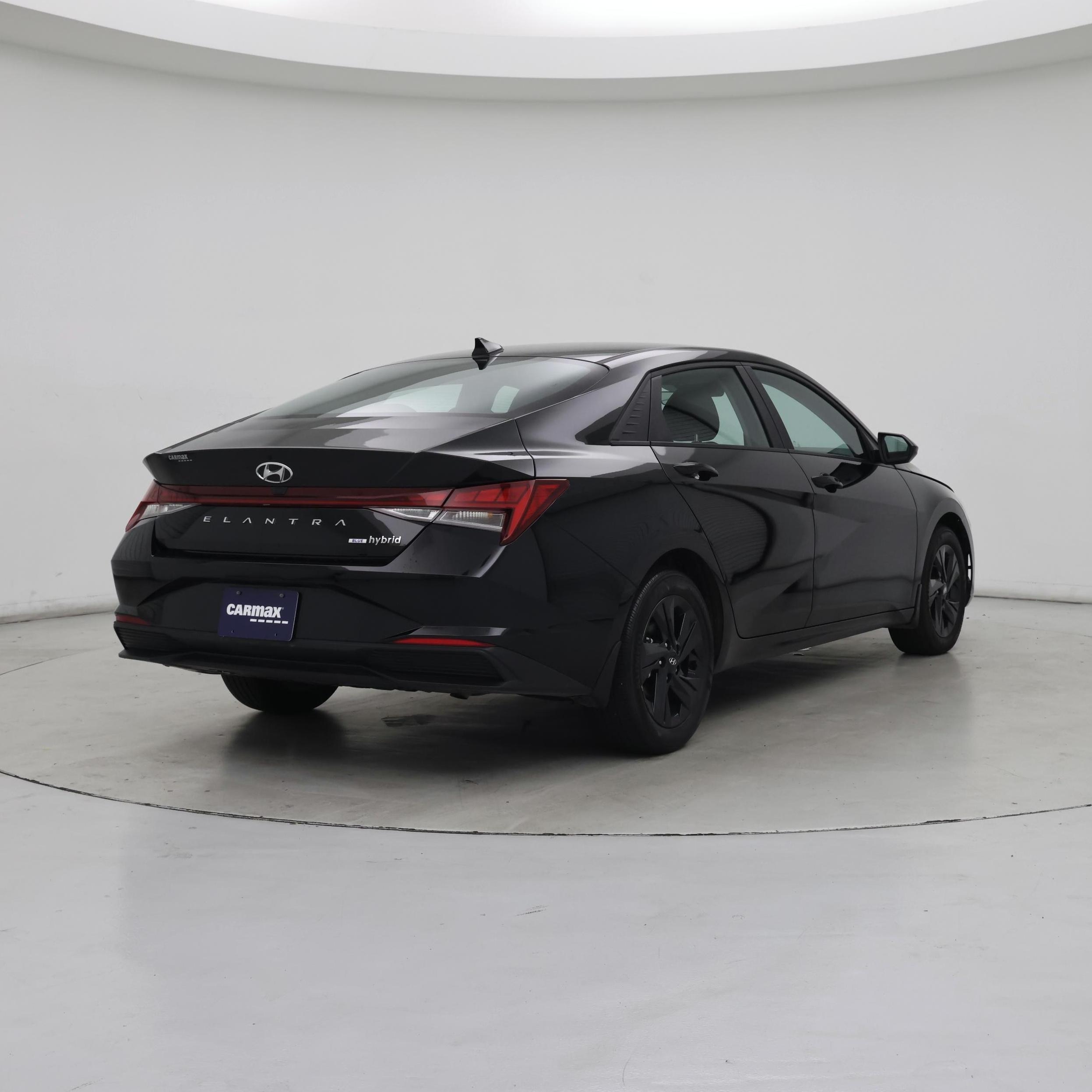 Thumbnail: 2023 Hyundai Elantra - 8