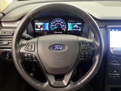 Steering Wheel & Instrument Cluster (On)
