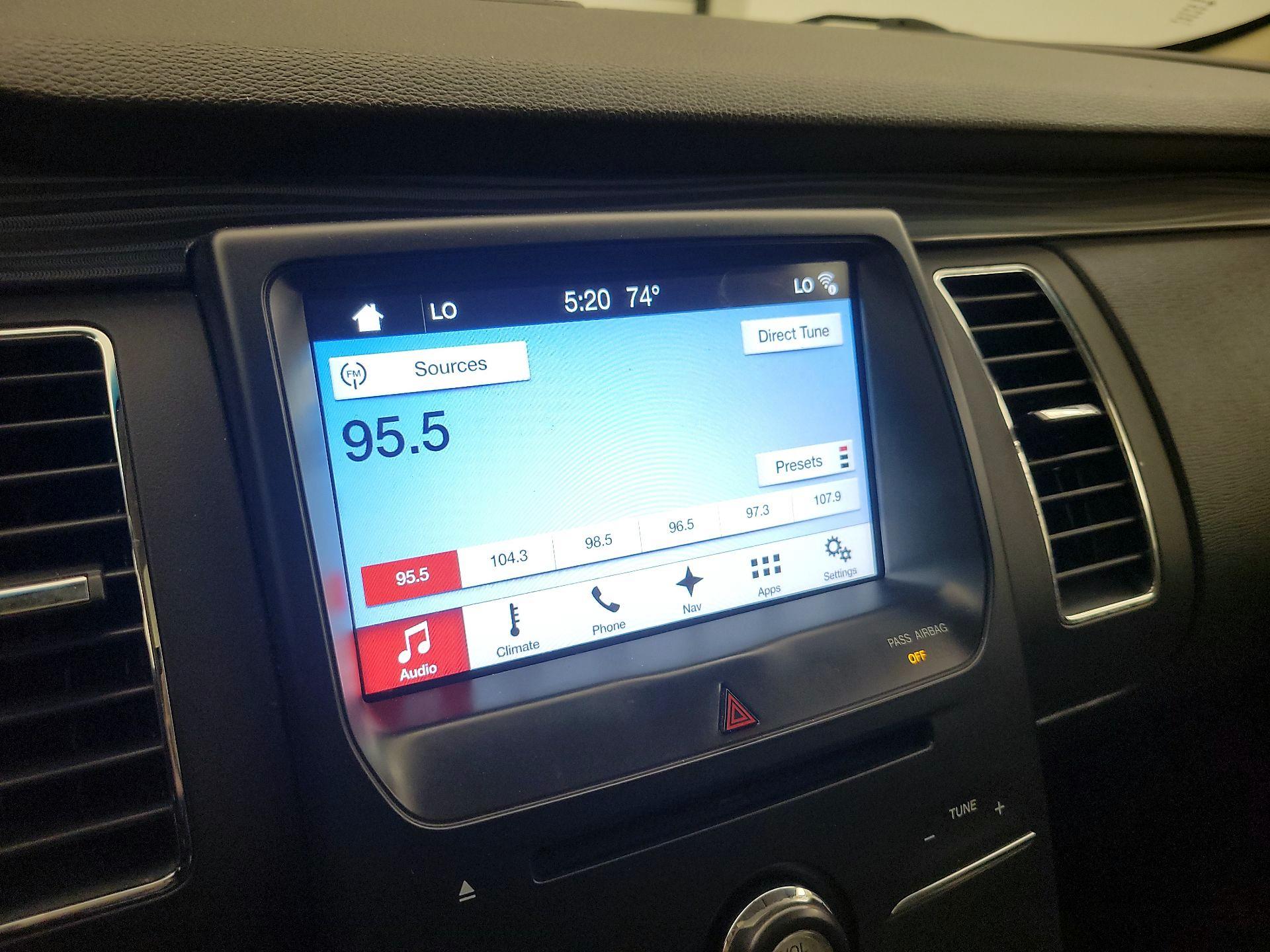 Thumbnail: 2018 Ford Flex - 16