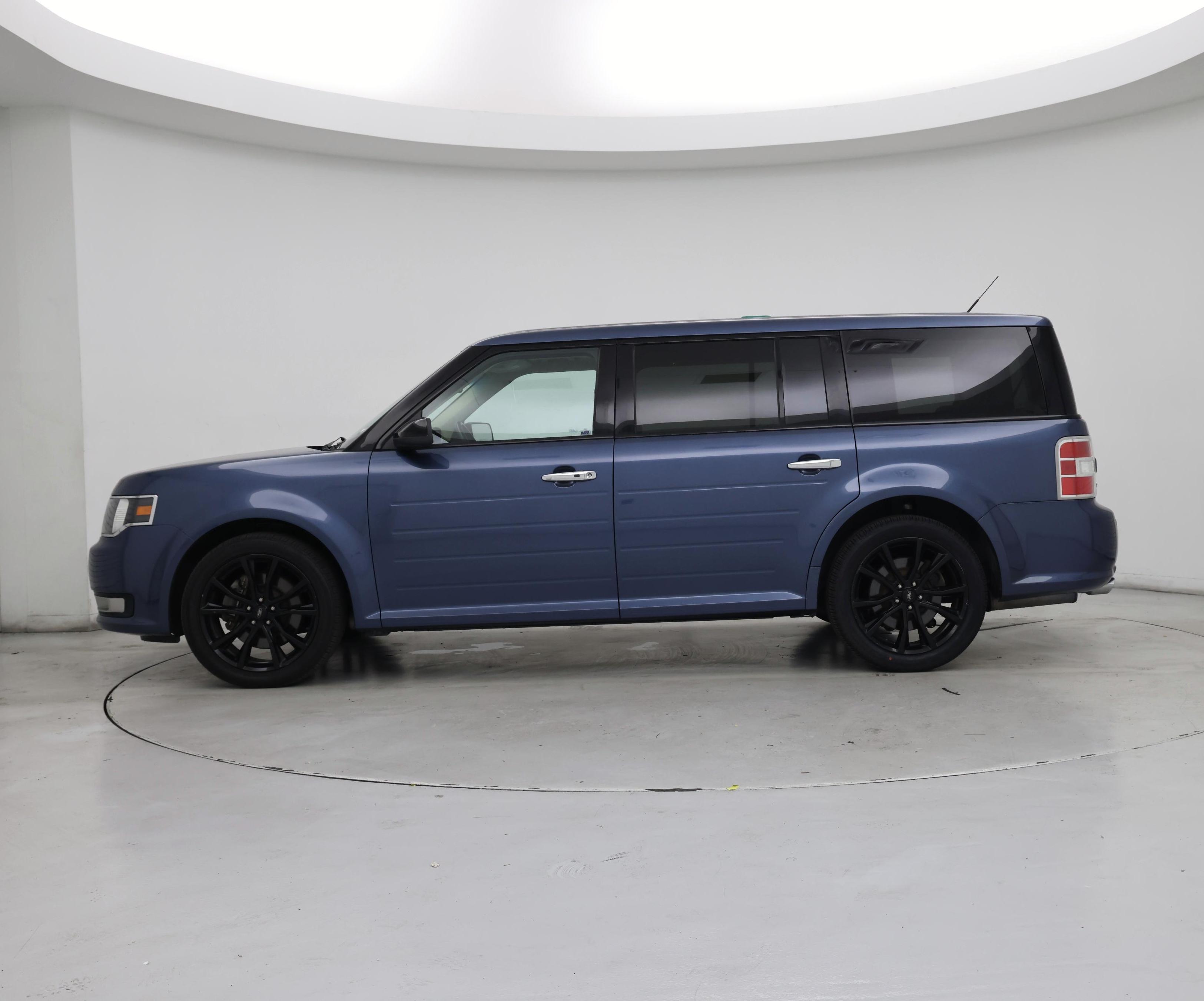 Thumbnail: 2018 Ford Flex - 3
