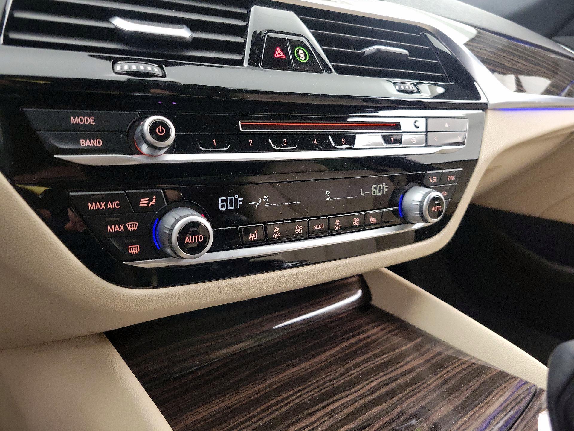 Thumbnail: 2019 BMW 5 Series - 17