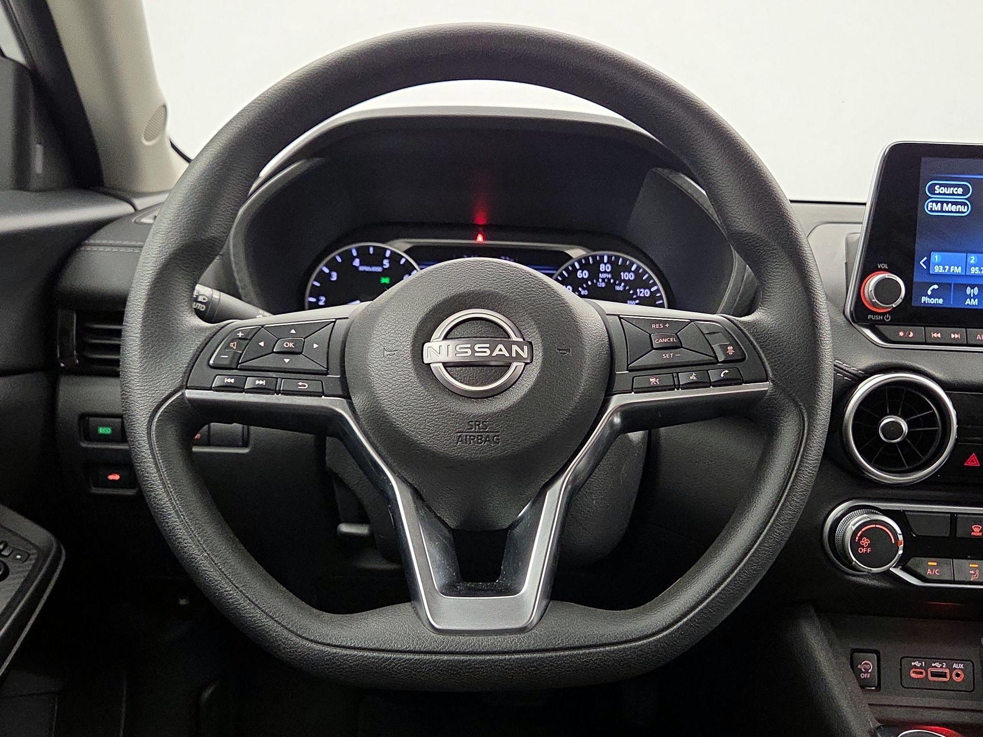 Thumbnail: 2024 Nissan Sentra - 10