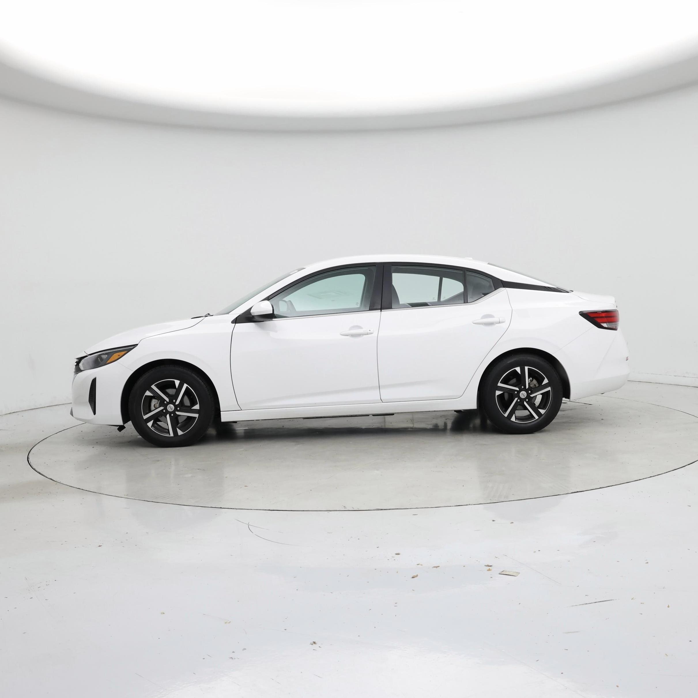 Thumbnail: 2024 Nissan Sentra - 3