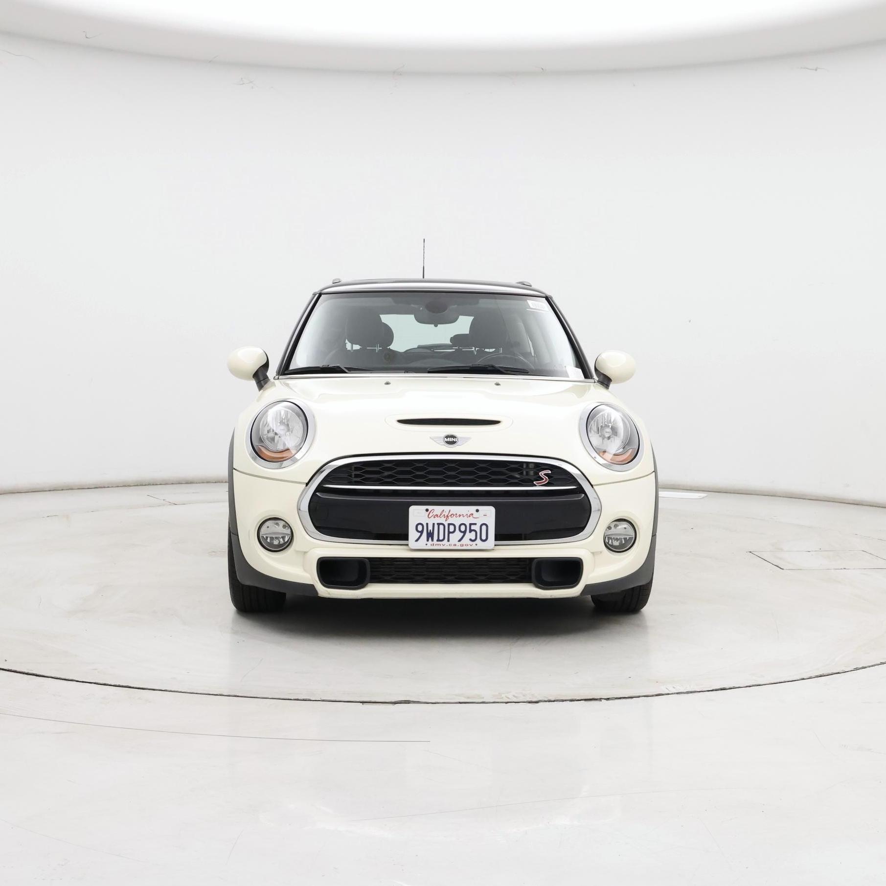 Thumbnail: 2016 MINI Cooper Hardtop - 5
