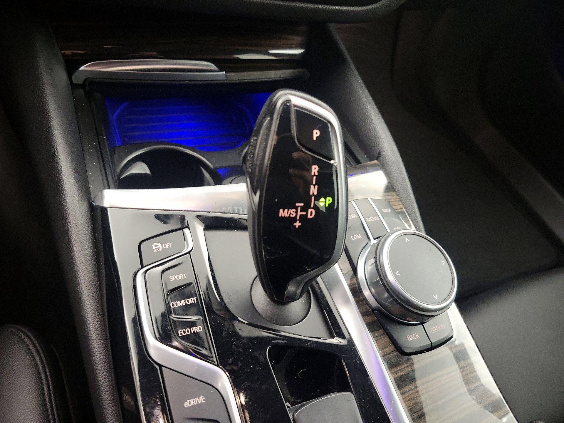 Thumbnail: 2018 BMW 5 Series - 18