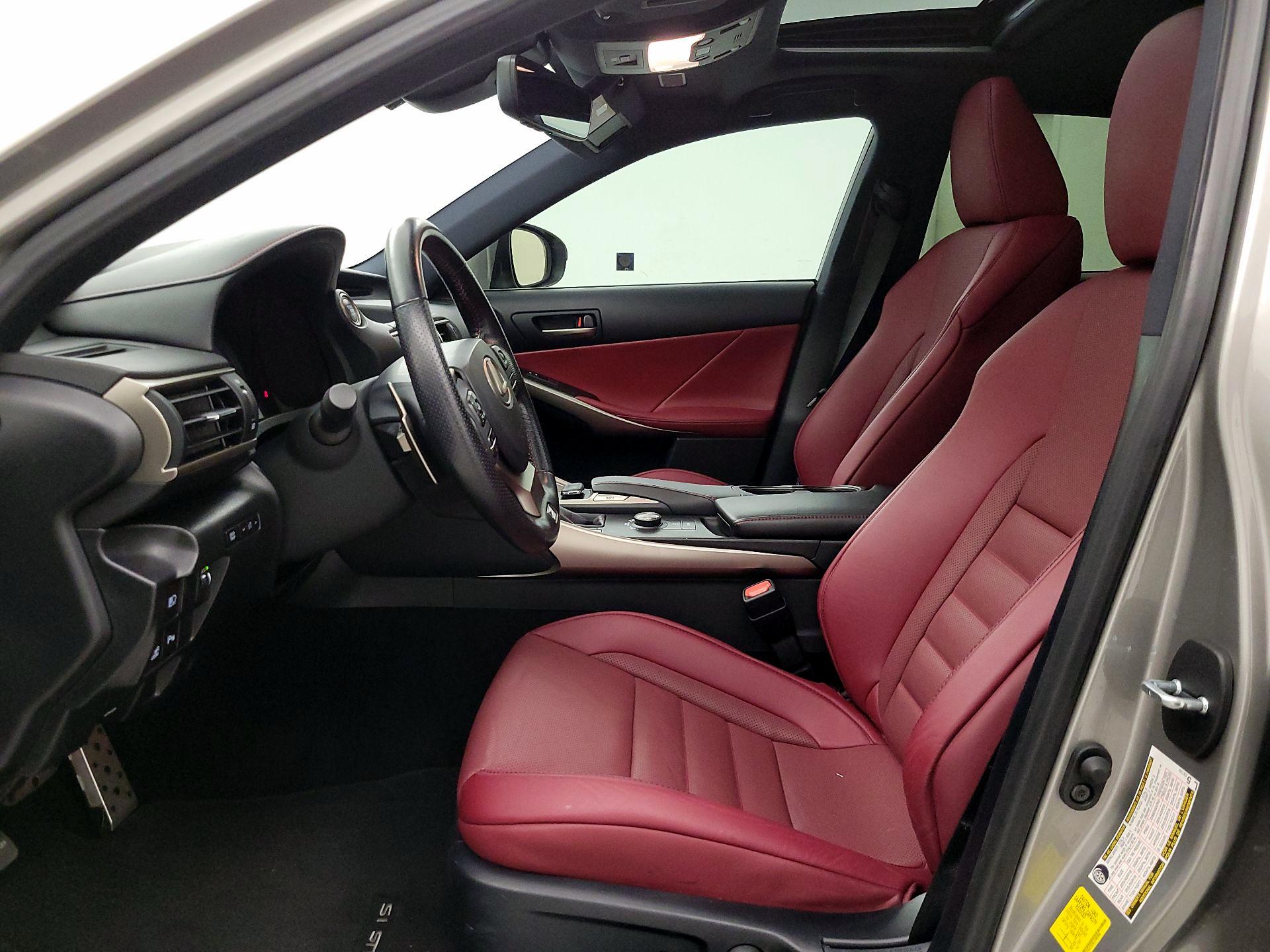 Thumbnail: 2020 Lexus IS - 11