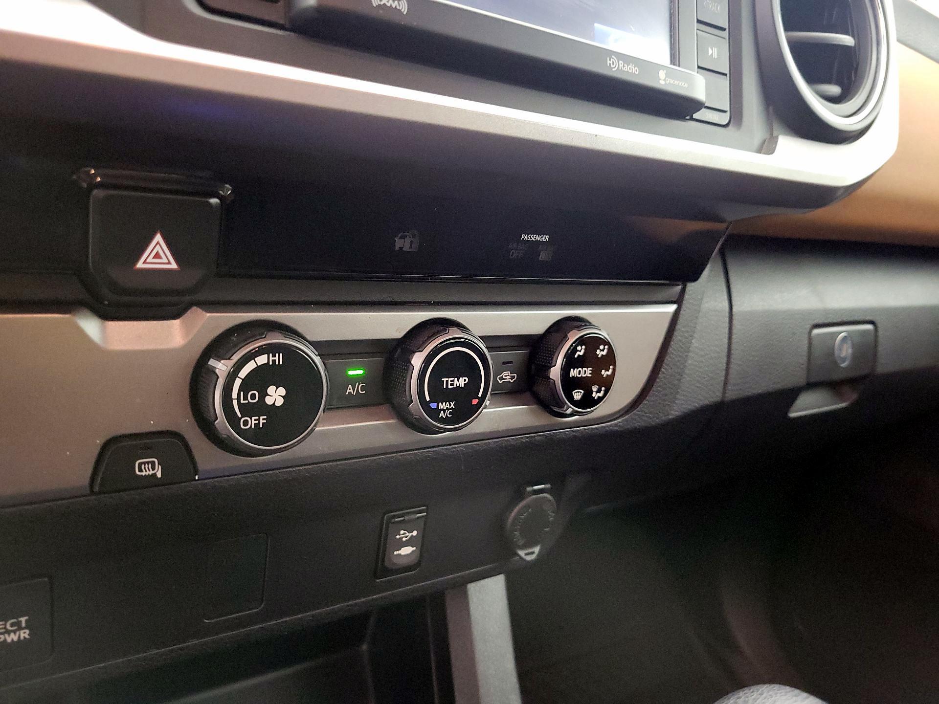 Thumbnail: 2017 Toyota Tacoma - 16