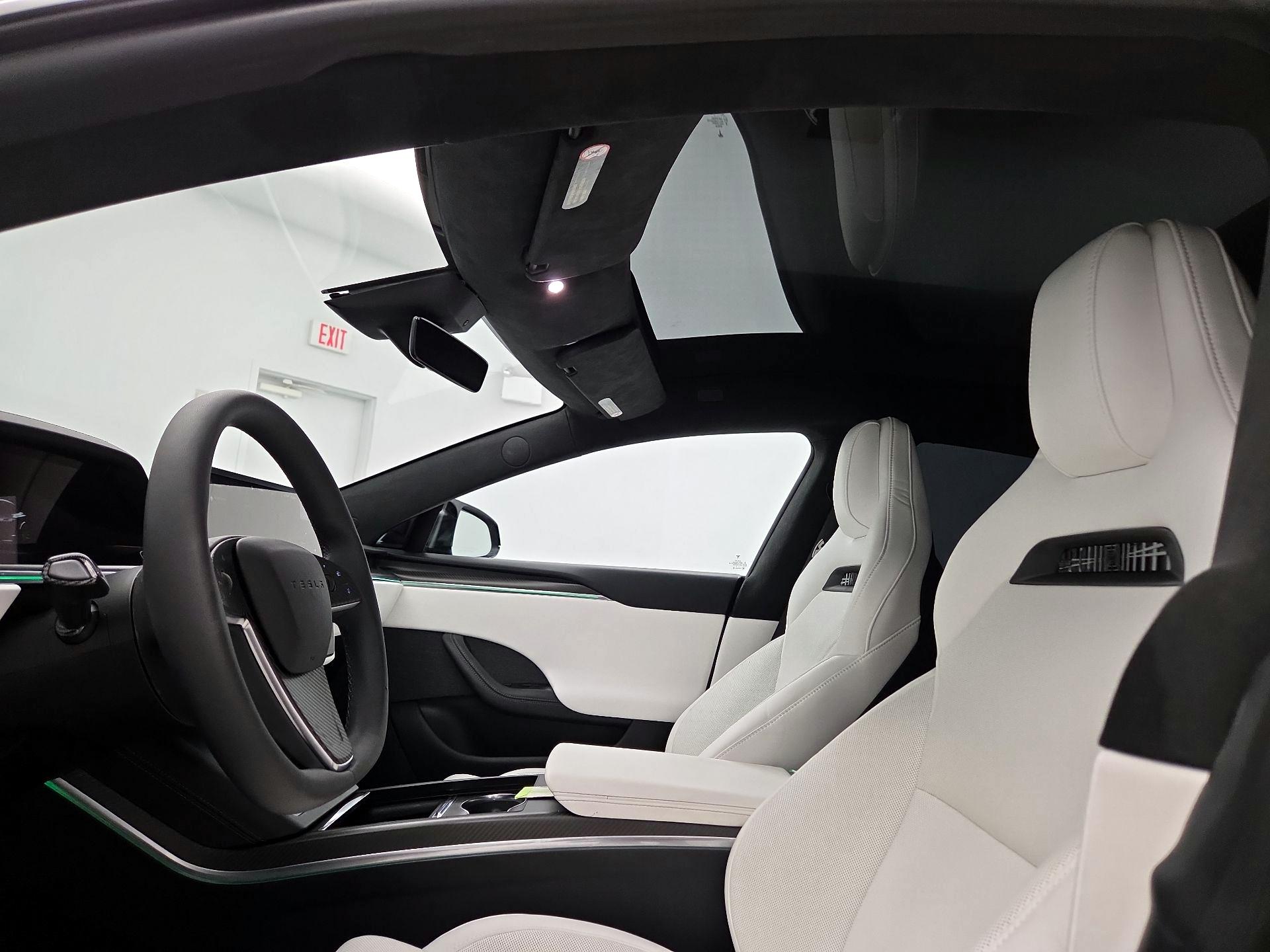 Thumbnail: 2022 Tesla Model S - 18