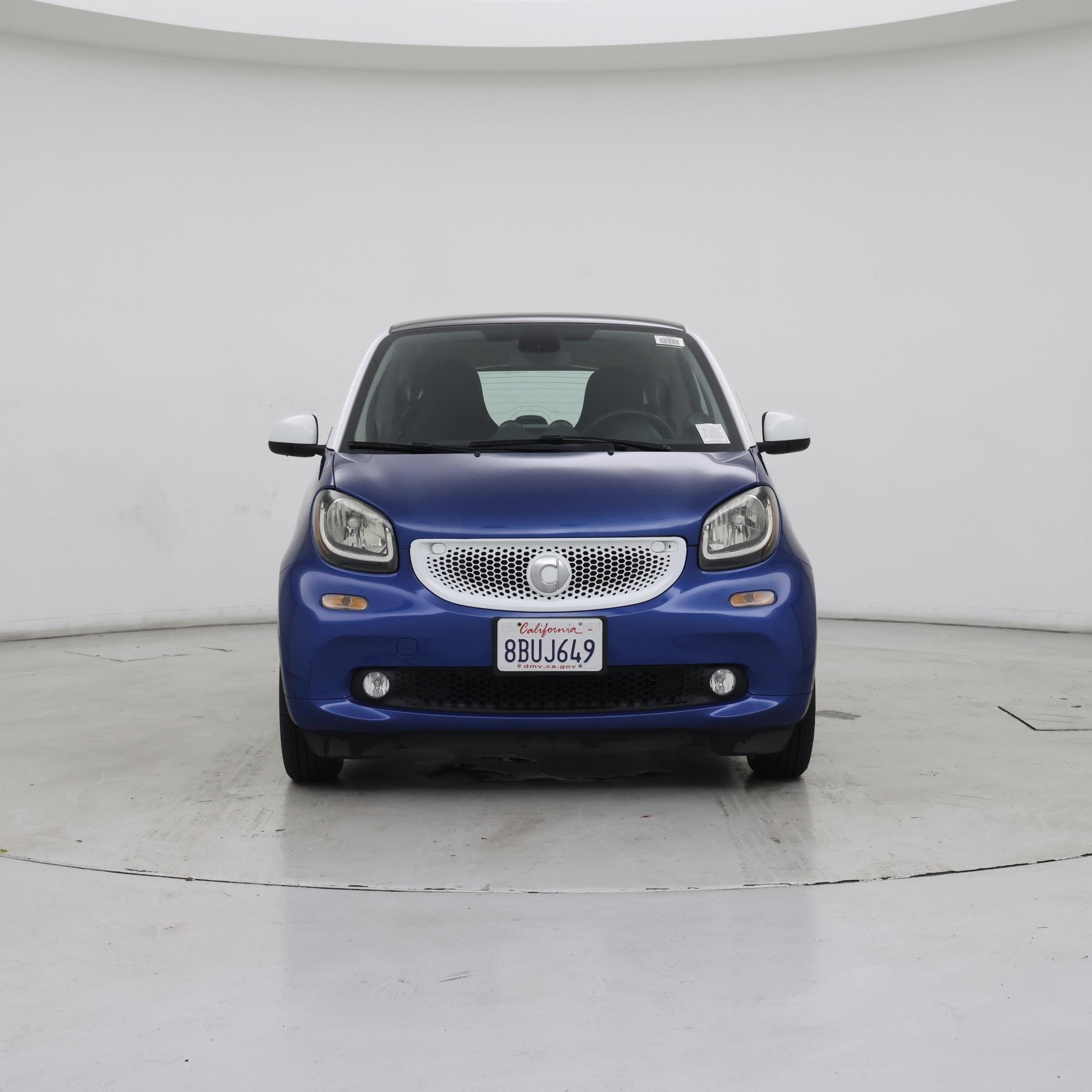 Thumbnail: 2016 smart fortwo - 5