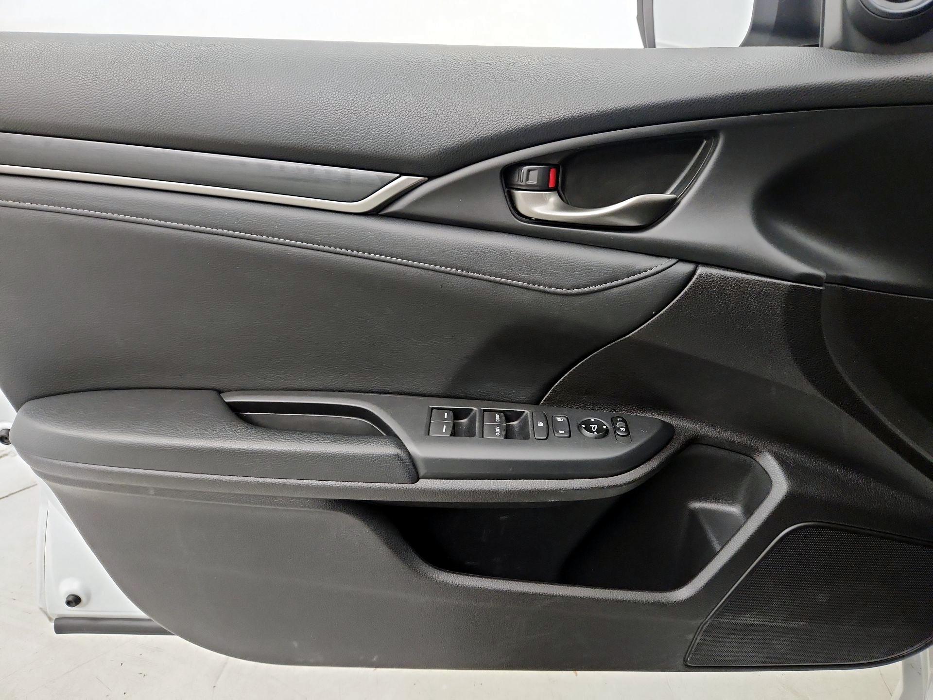 Thumbnail: 2020 Honda Civic - 12