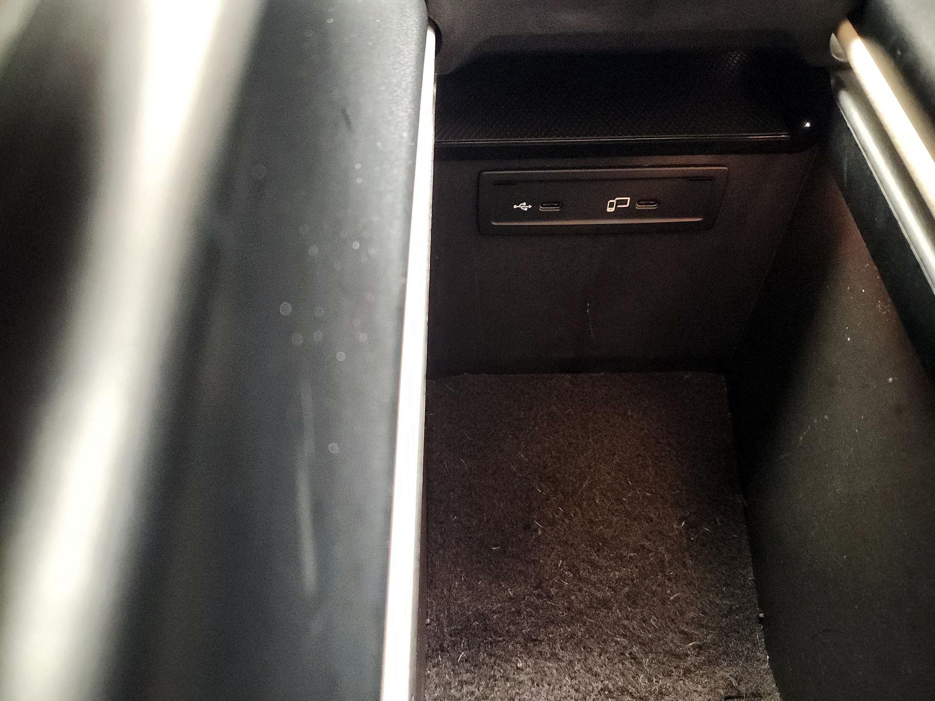 Thumbnail: 2020 Mercedes-Benz GLC - 18