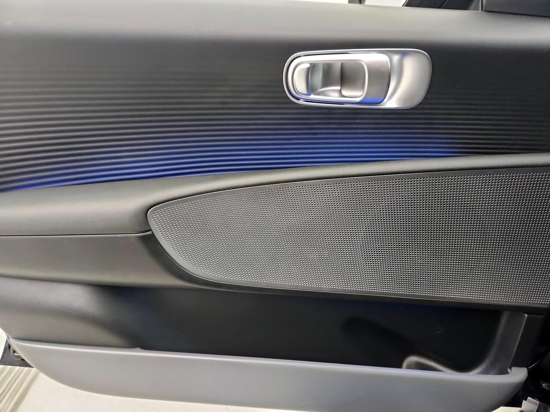 Thumbnail: 2023 Hyundai Ioniq 6 - 12