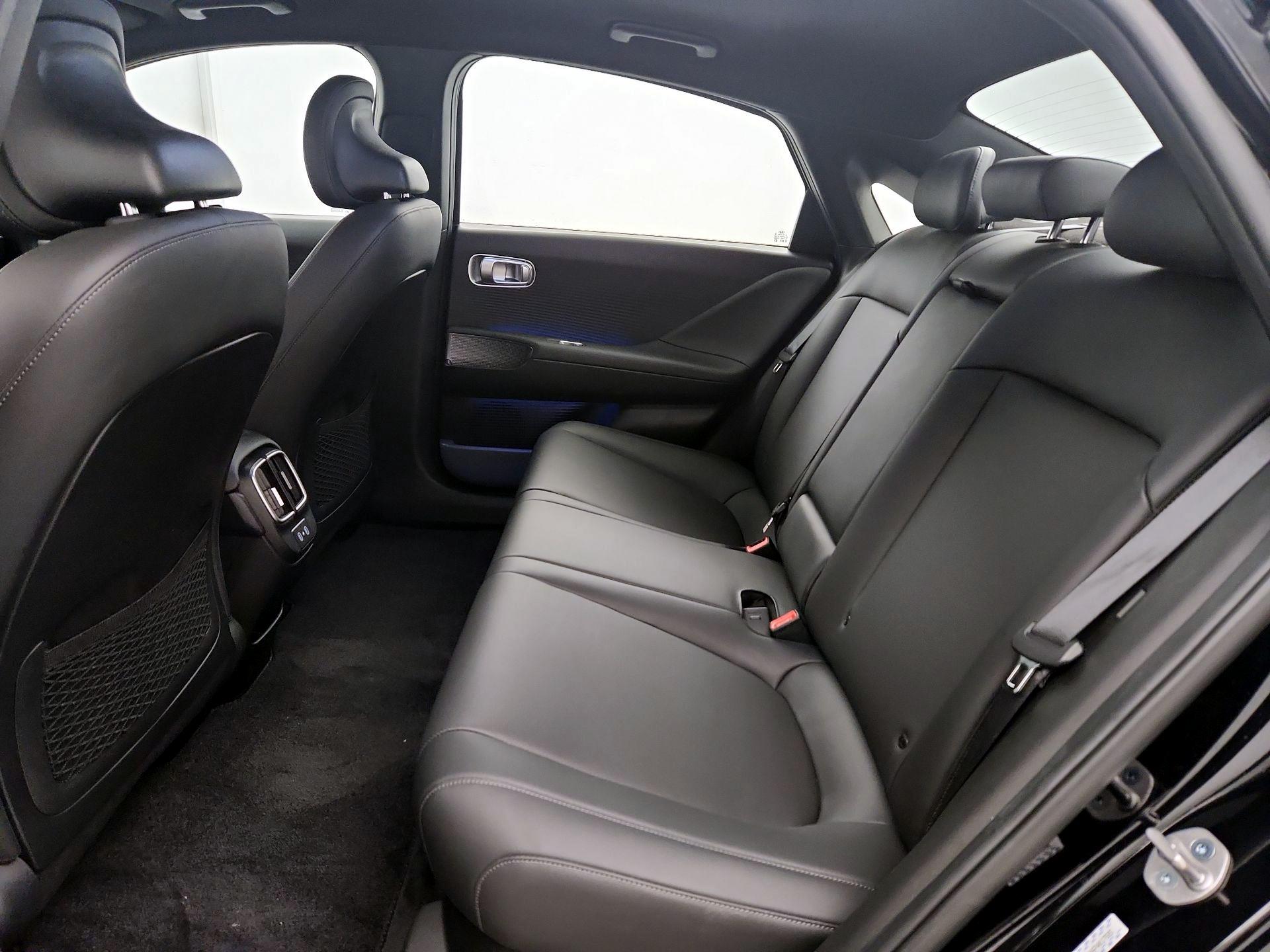 Thumbnail: 2023 Hyundai Ioniq 6 - 20