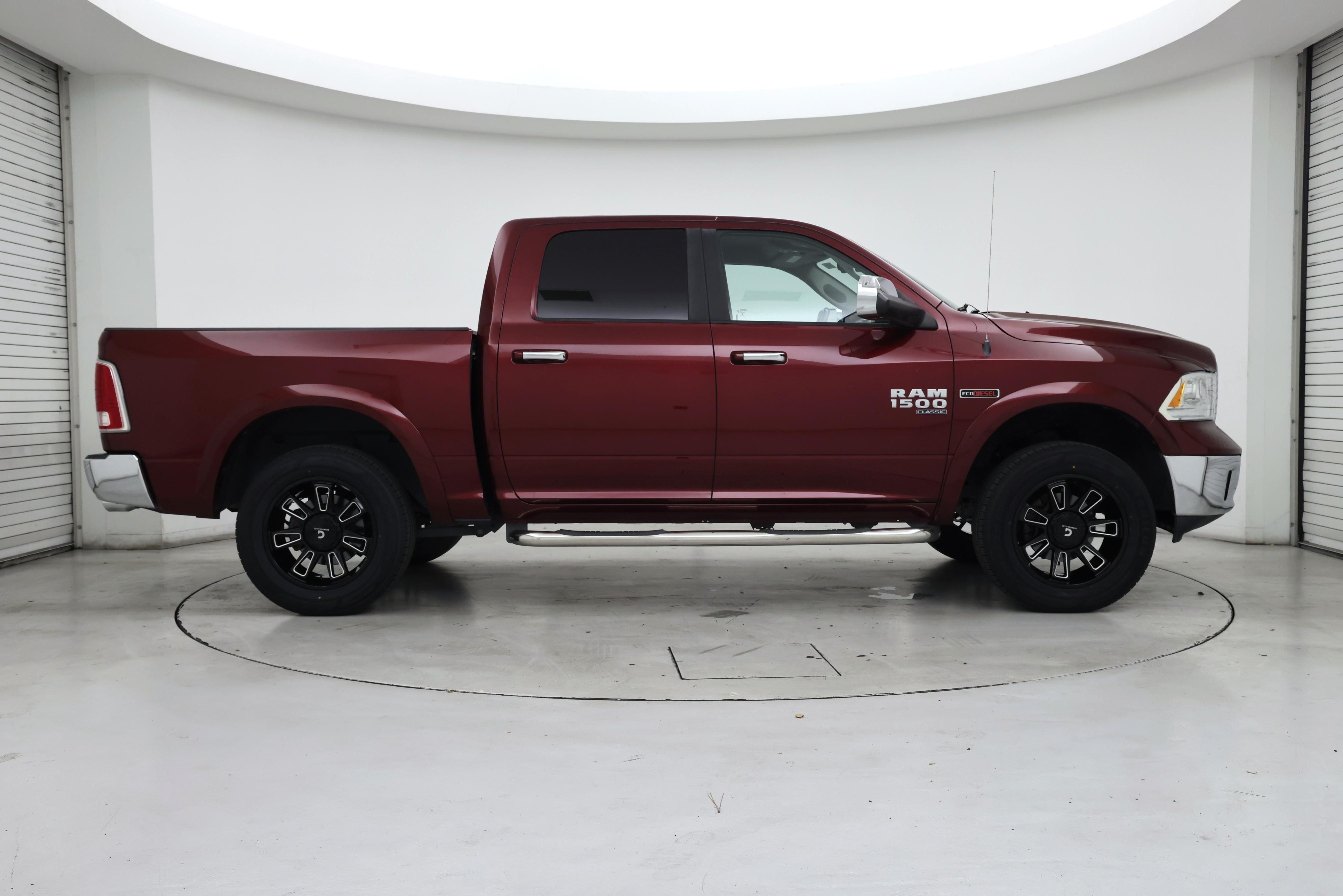 Thumbnail: 2019 RAM 1500 Classic - 7