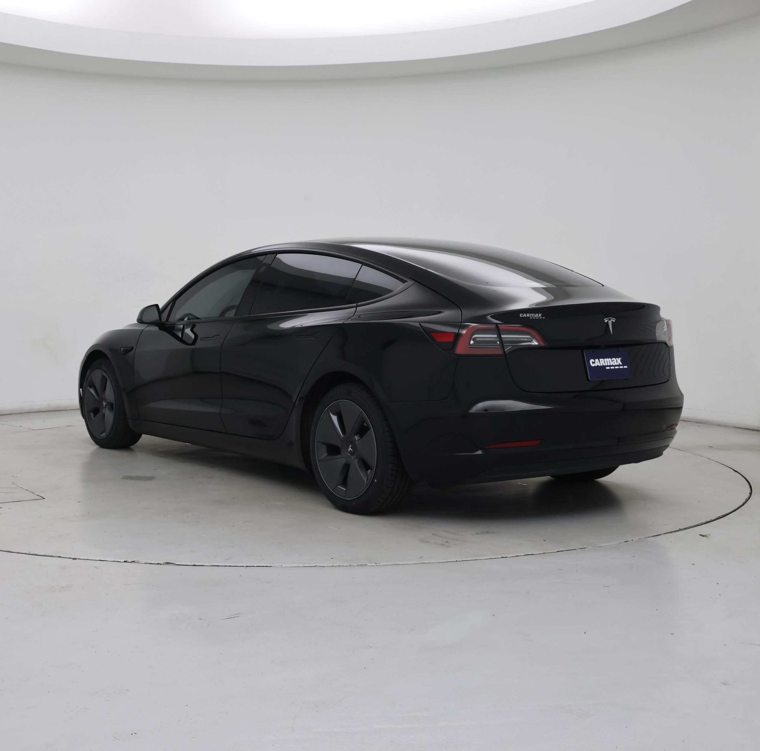 Thumbnail: 2023 Tesla Model 3 - 2