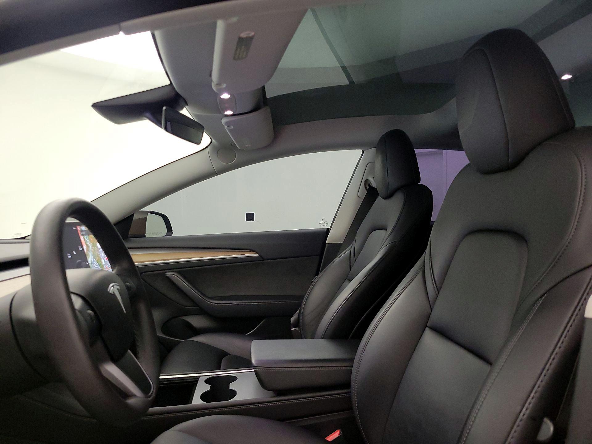 Thumbnail: 2023 Tesla Model 3 - 20