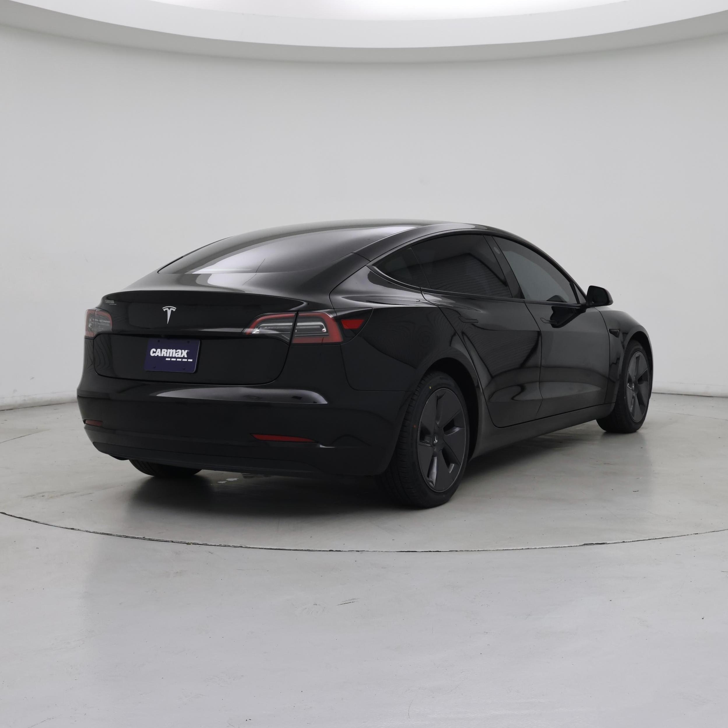 Thumbnail: 2023 Tesla Model 3 - 8