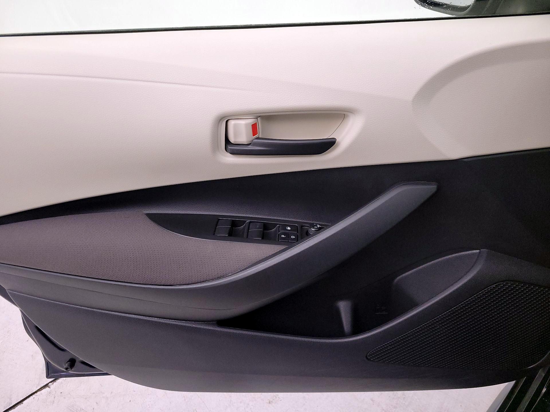 Thumbnail: 2022 Toyota Corolla - 12